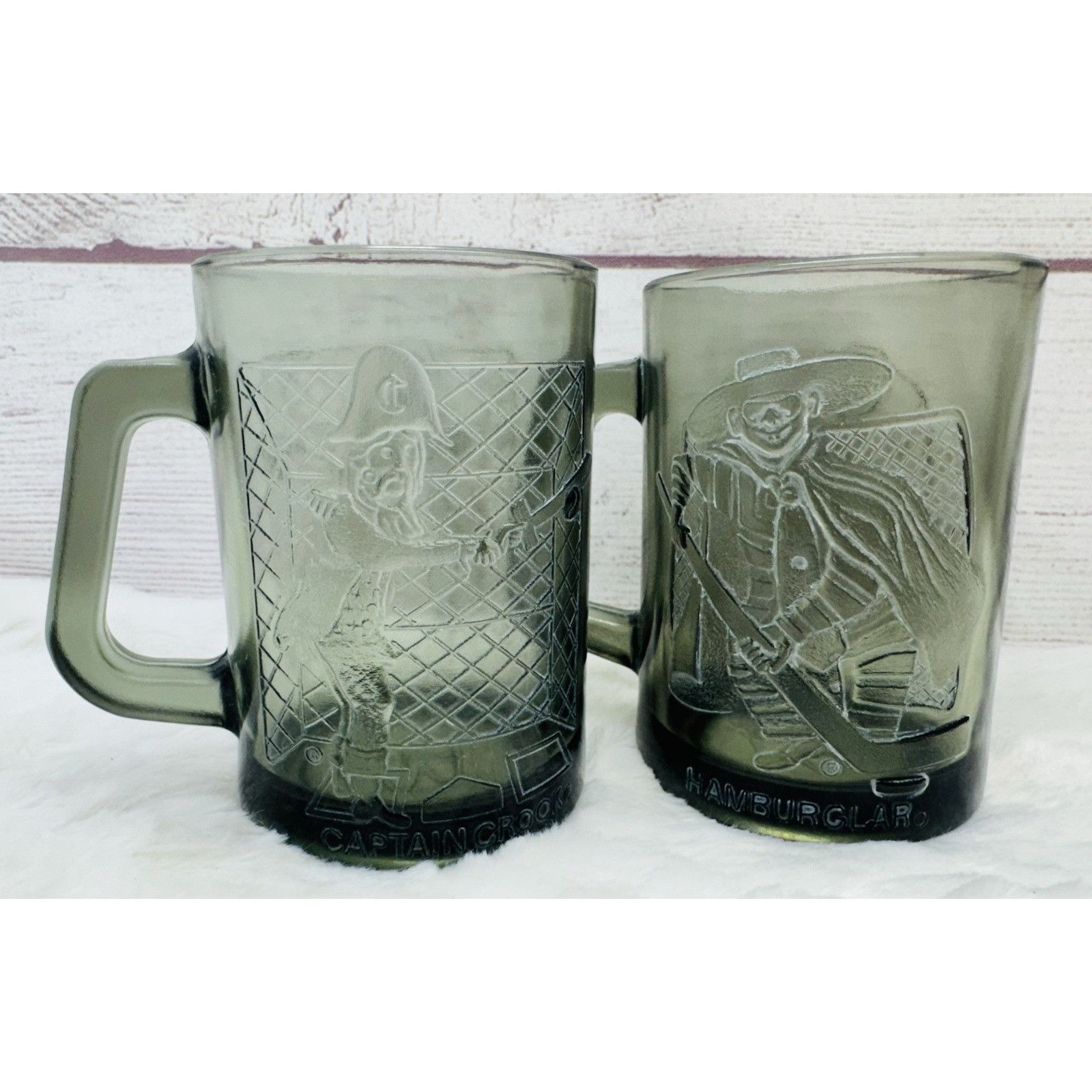 Other McDonalds HAMBURGLAR & CAPTAIN CROOK Smoky Black Glass Coffe Size ONE SIZE - 2 Thumbnail