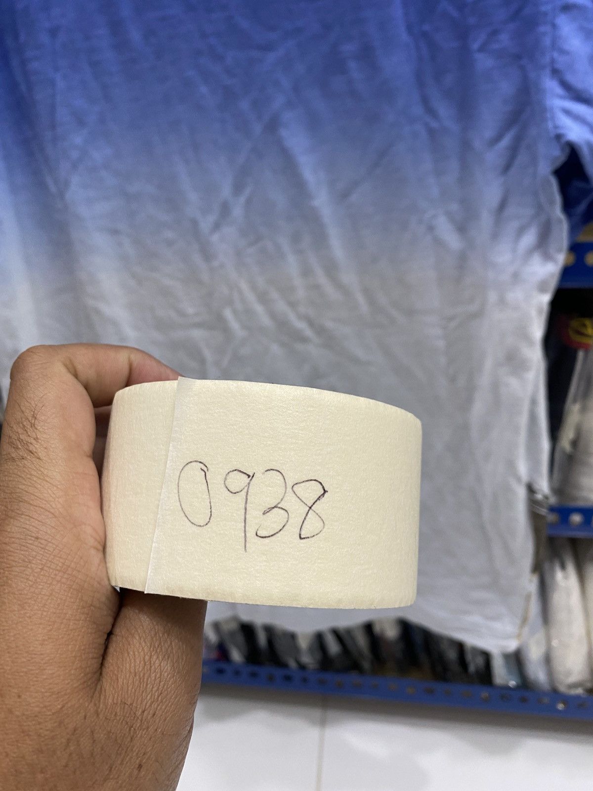 Uniqlo UNIQLO X HOKUSAI BLUE TSHIRT Size US M / EU 48-50 / 2 - 12 Thumbnail