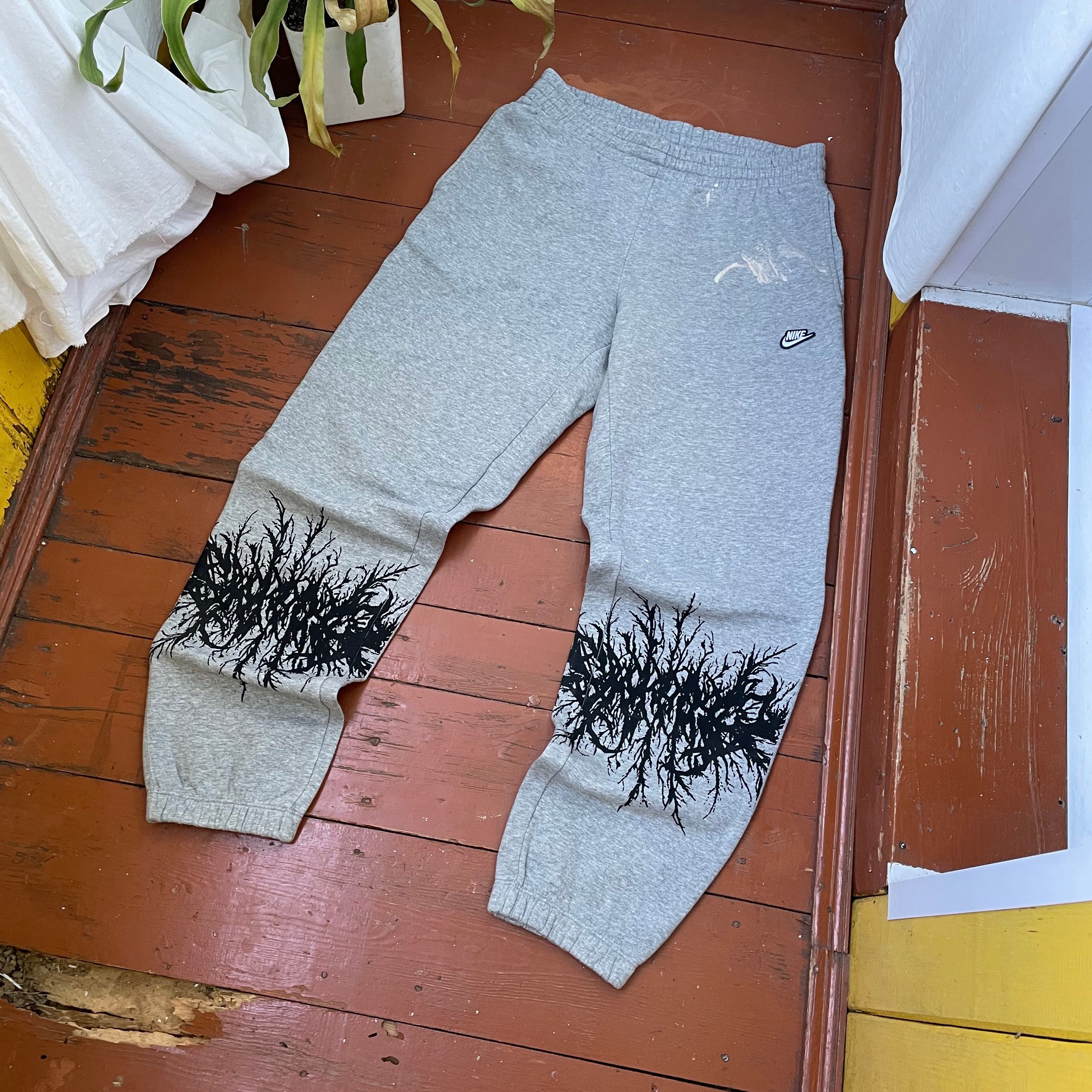 Nike Nike sweatpants custom print opium y2k grunge faded Size US 30 / EU 46 - 2 Thumbnail