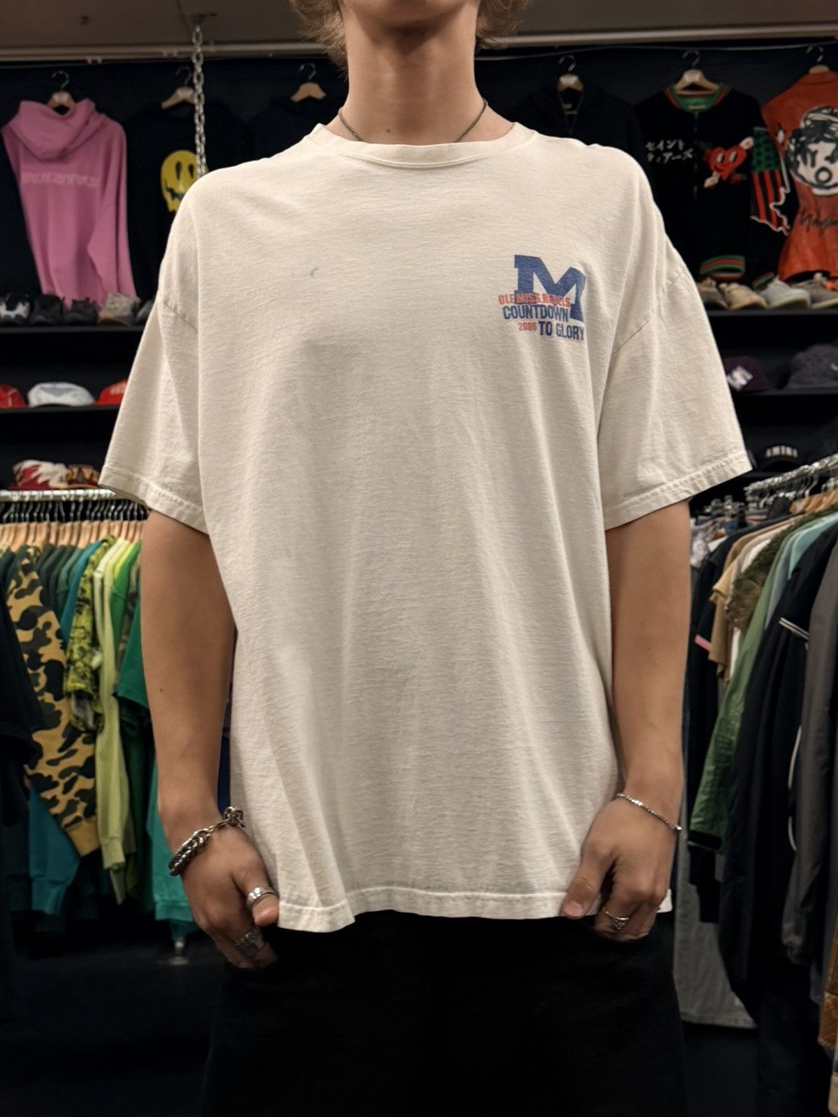Vintage Vintage ole miss tee Size US L / EU 52-54 / 3 - 1 Thumbnail