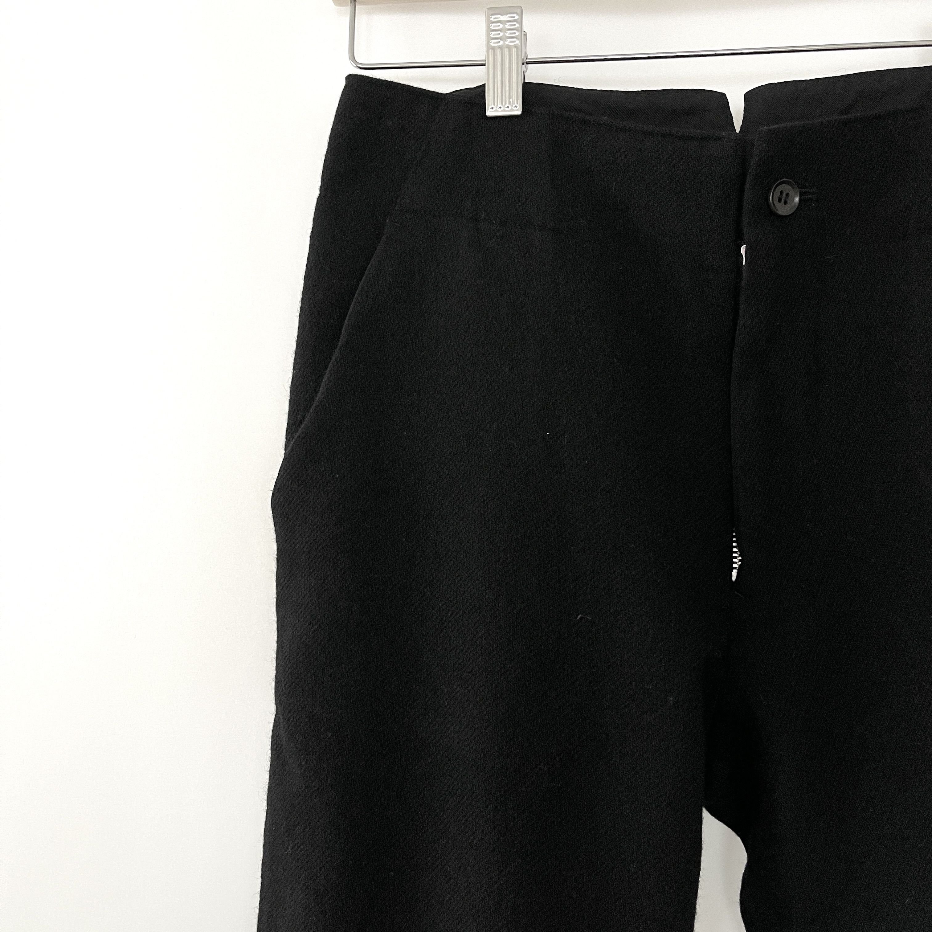 Yohji Yamamoto YOHJI YAMAMOTO Black Long Wool Shorts size 1 (XS-S) Size 26" / US 2 / IT 38 - 3 Thumbnail