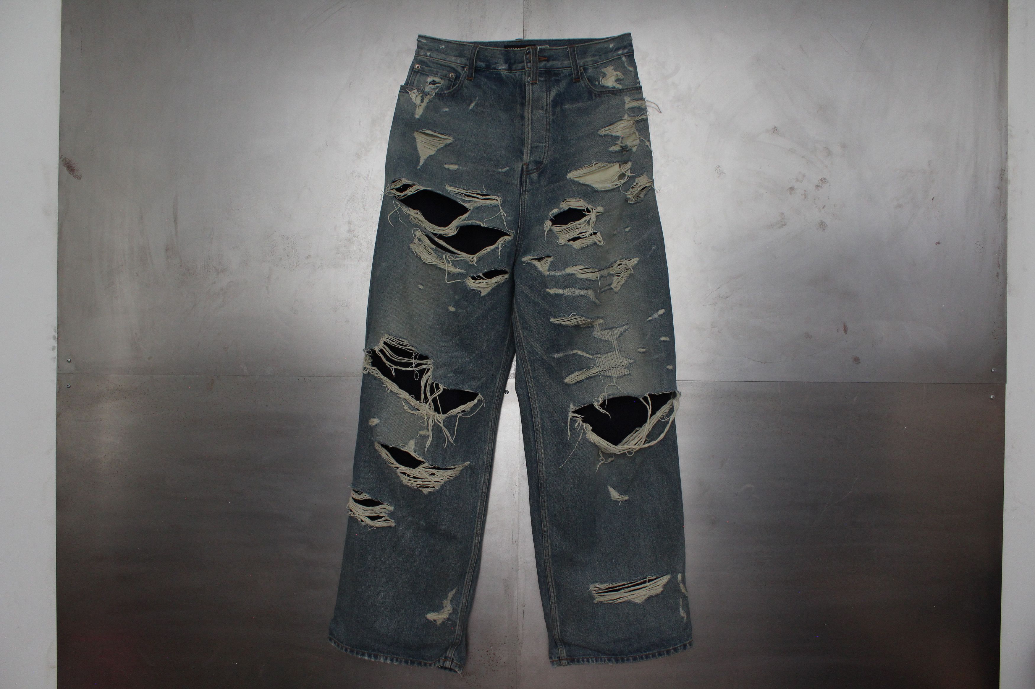パンツ balenciaga 21fw torn destroyed jeans Balenciaga Aw21 afterworld destroyed shredded torn blue