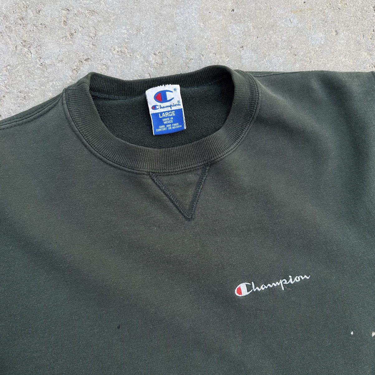 Champion VTG 90’s Champion Faded Paint Splattered Green Sweater Size US L / EU 52-54 / 3 - 2 Thumbnail