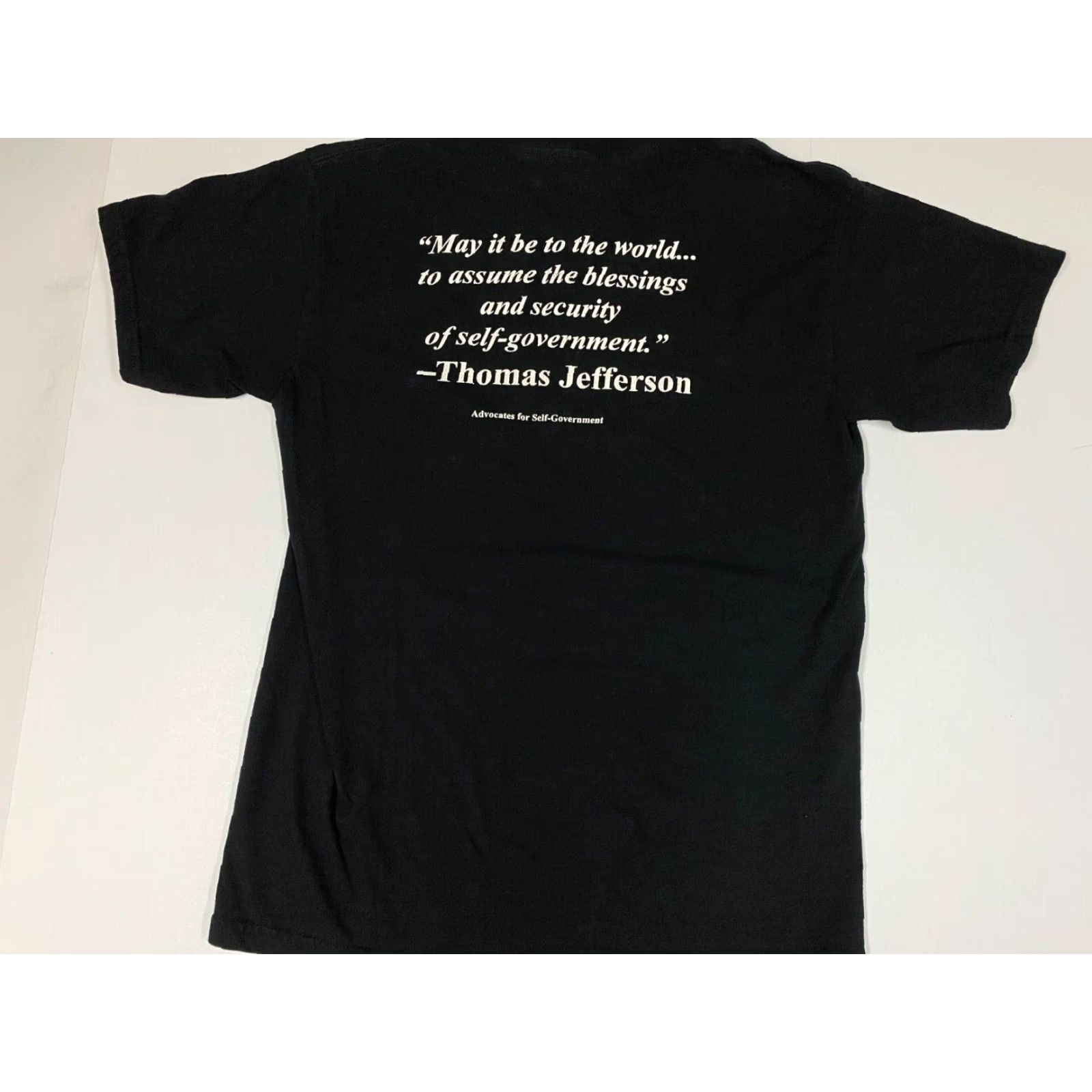 Gildan Thomas Jefferson Mens Shirt Medium black politics T-Shirt Crew Neck Cotton Spandex Logo Gildan Regular Classic Vintage No Size US M / EU 48-50 / 2 - 6 Thumbnail