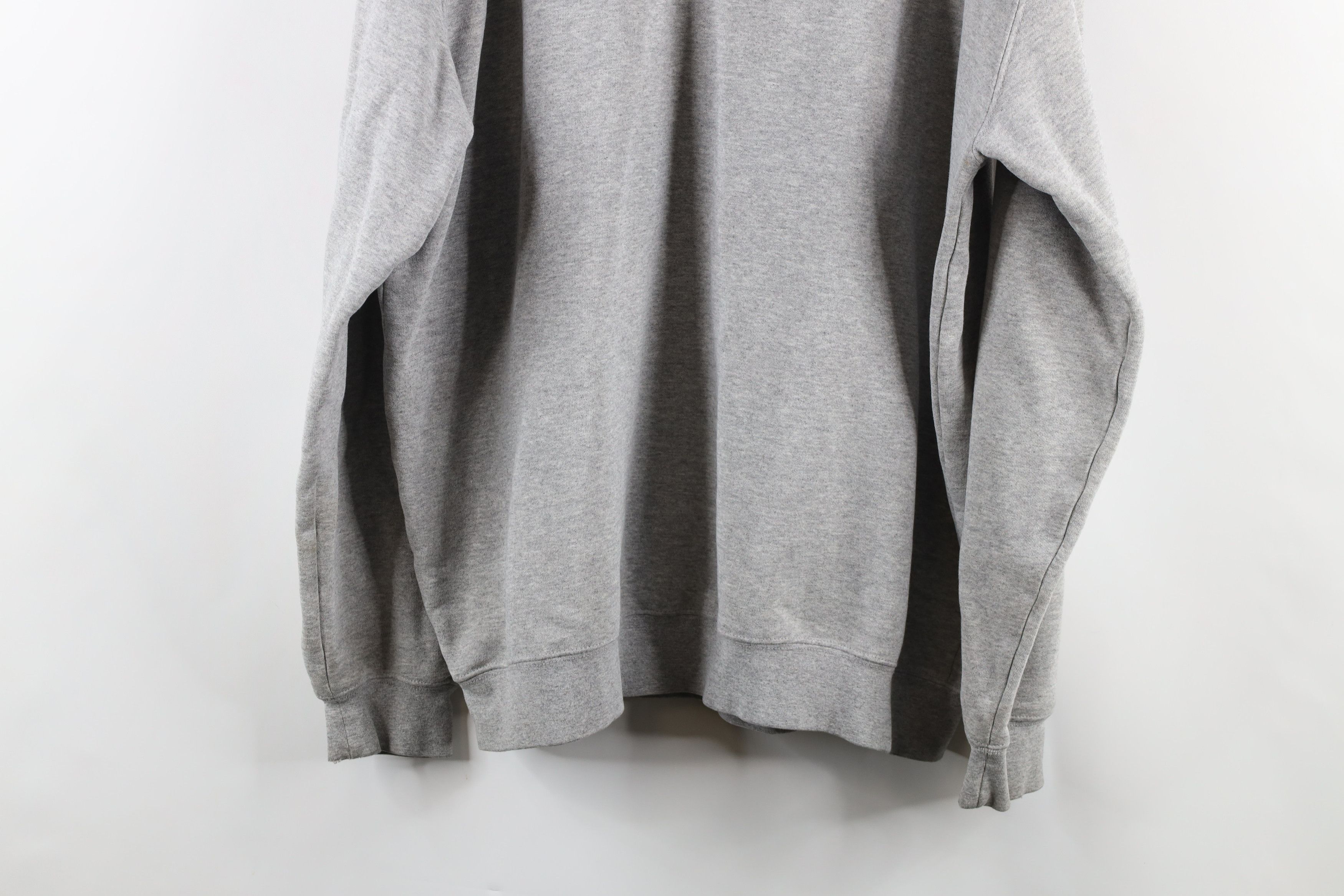 Carhartt Vintage 90s Carhartt Distressed Crewneck Sweatshirt USA Size US XXL / EU 58 / 5 - 9 Thumbnail
