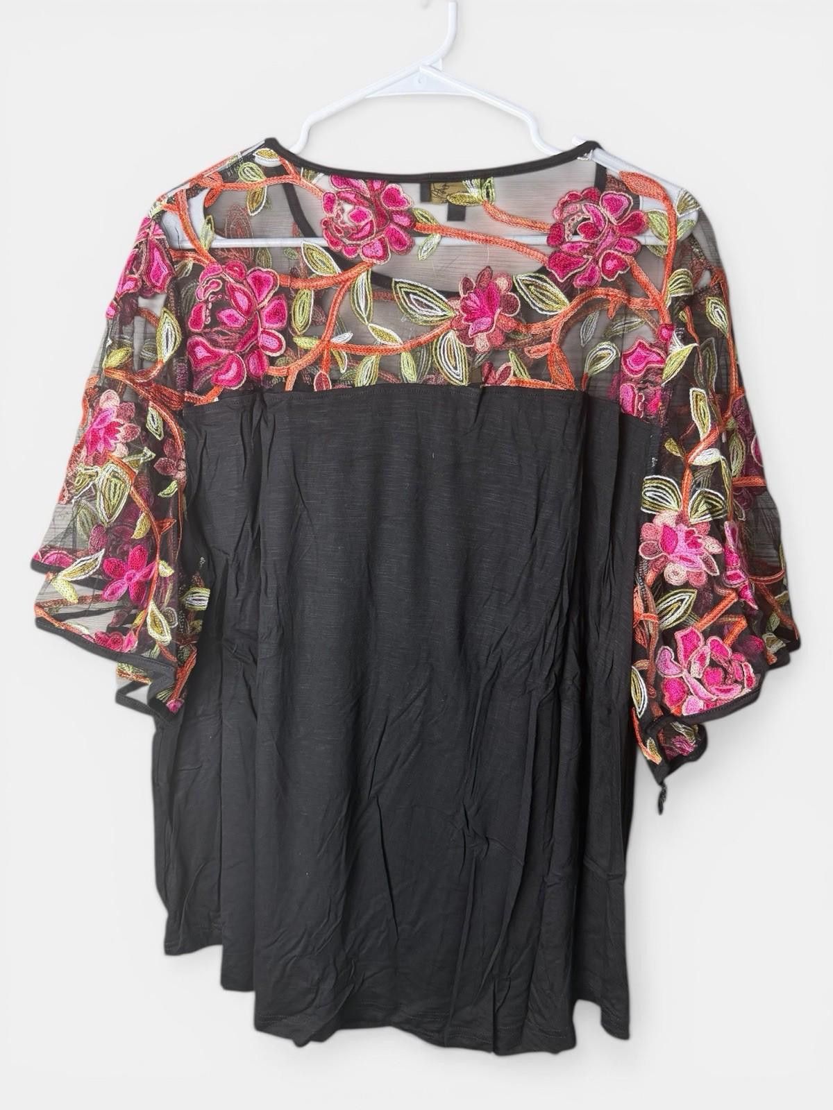 Other Suzanne Betro 3X Black Floral Embroidered Mesh Plus NWT Size 3XL / US 20-22 - 3 Thumbnail
