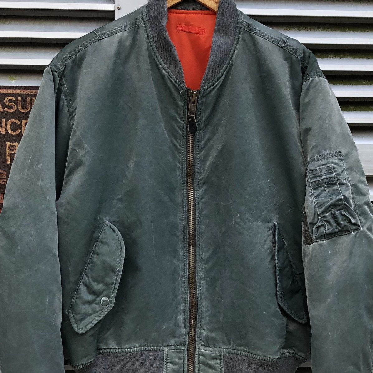 Vintage Vintage Sun Faded Ma-1 Bomber Jacket By Uniqlo Size US XL / EU 56 / 4 - 10 Thumbnail