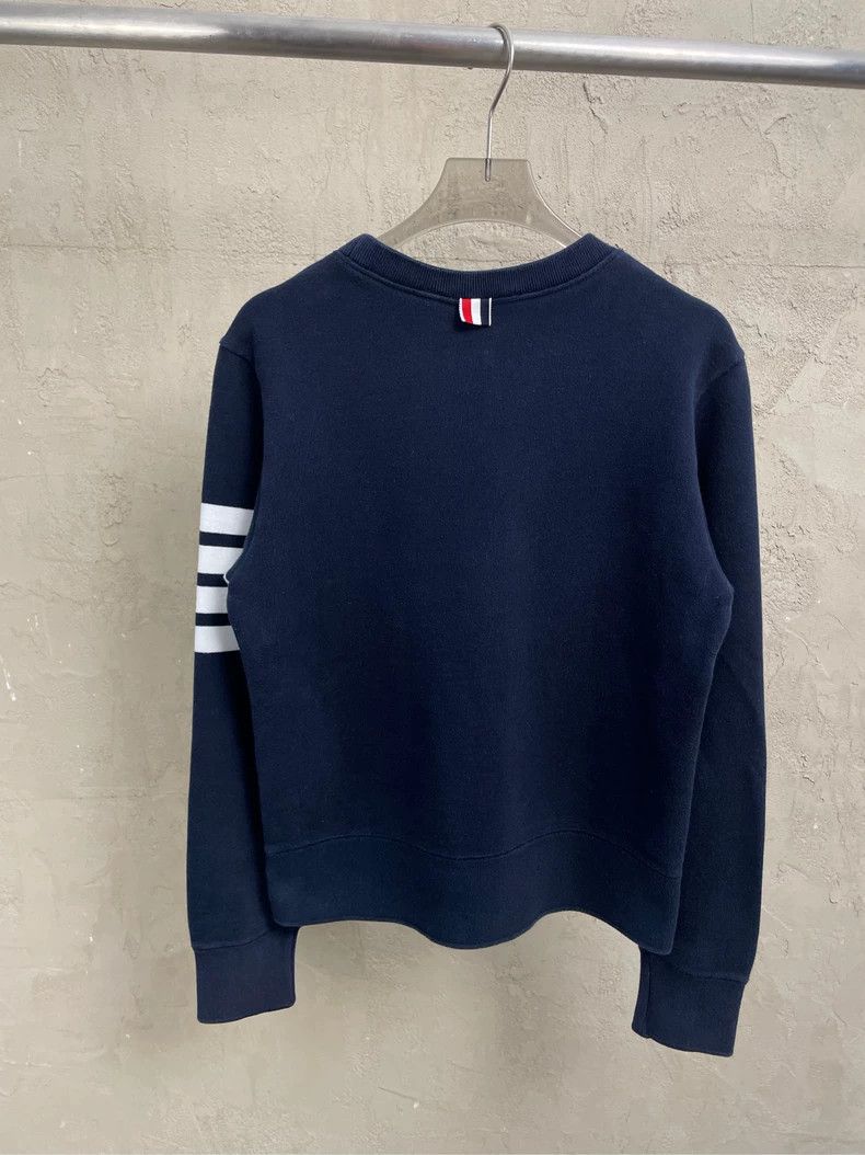 Thom Browne Thom browne Dark blue four-striped round-neck sweatshirt 25 Size US XS / EU 42 / 0 - 2 Thumbnail