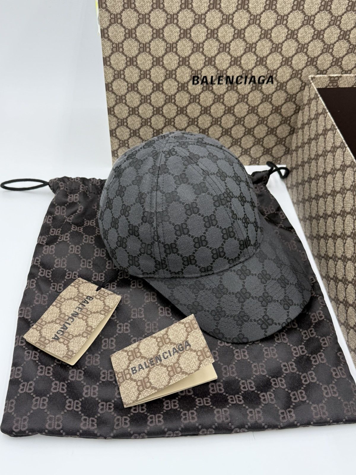 Balenciaga × Gucci Gucci x Balenciaga Hacker Collaboration Cap Rare 🔥 Size ONE SIZE - 15 Thumbnail