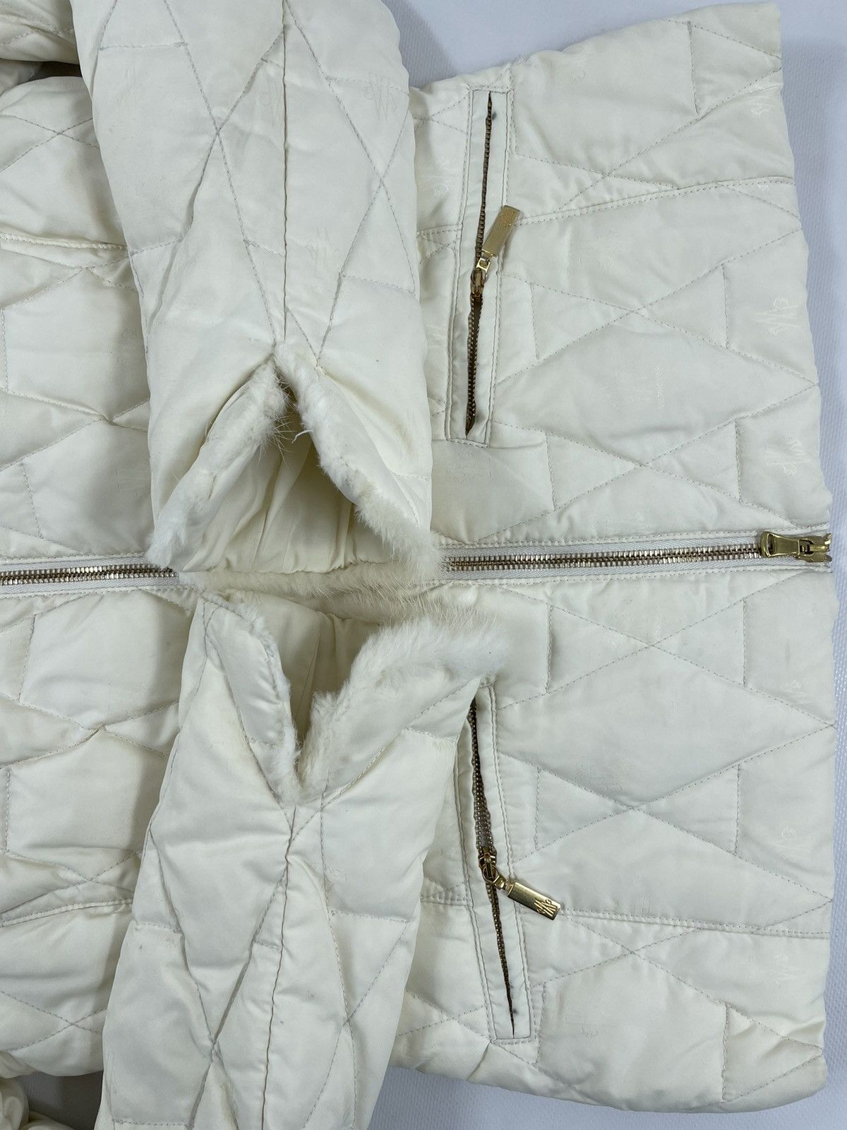 Moncler × Moncler Gamme Bleu RARE VTG MONCLER Multi Logo Fur Neck / Sleeve Puffer Down Jacket Zip Parka Size S / US 4 / IT 40 - 14 Thumbnail