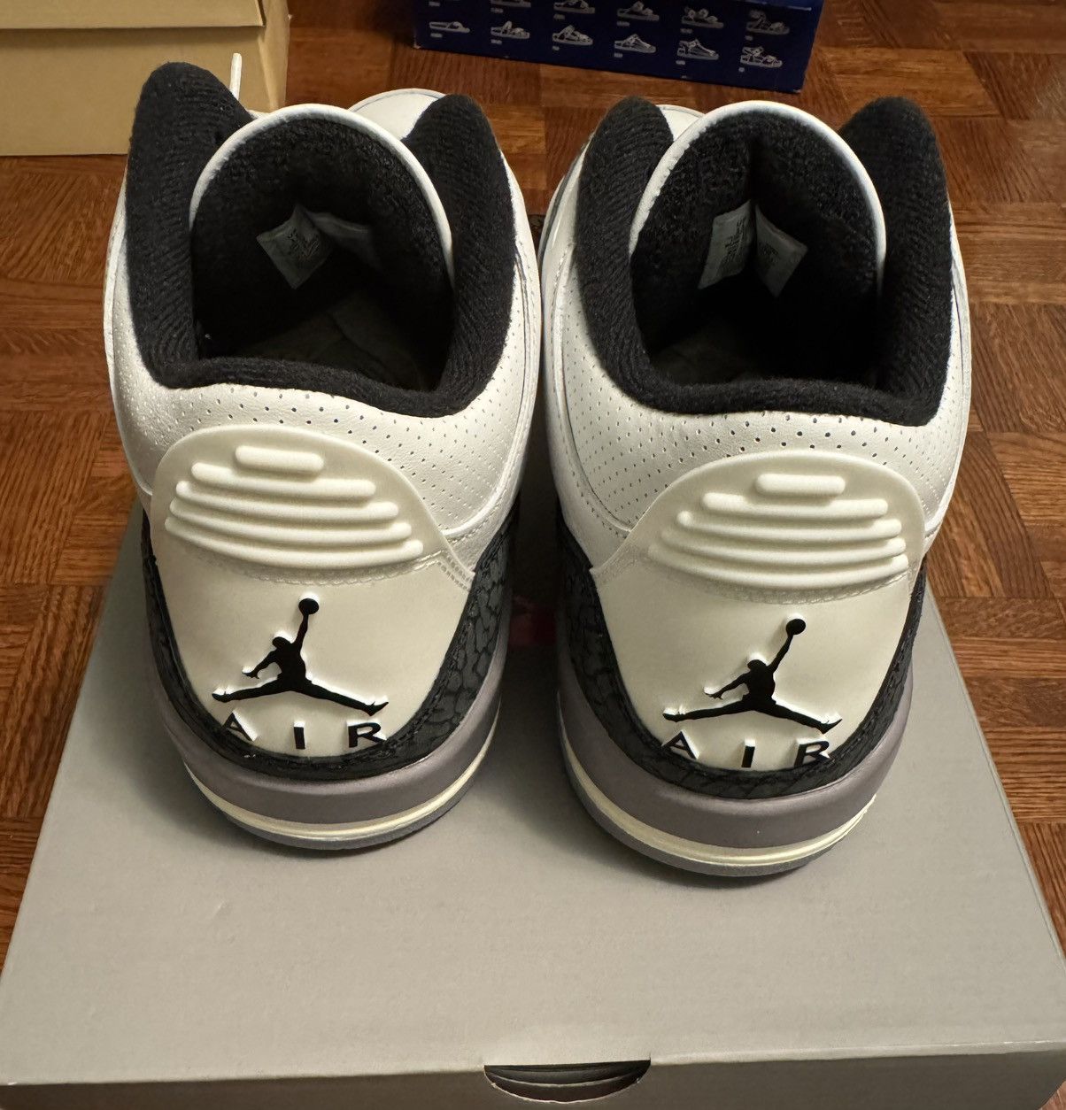 Jordan Brand Jordan 3 Summit White Fire Red Size US 11 / EU 44 - 3 Thumbnail