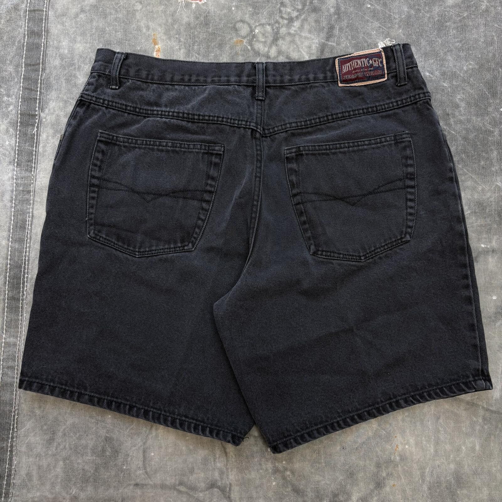 Vintage Vintage 90s Y2K Black Grunge Skater Baggy Denim Shorts Jorts Size US 36 / EU 52 - 2 Thumbnail