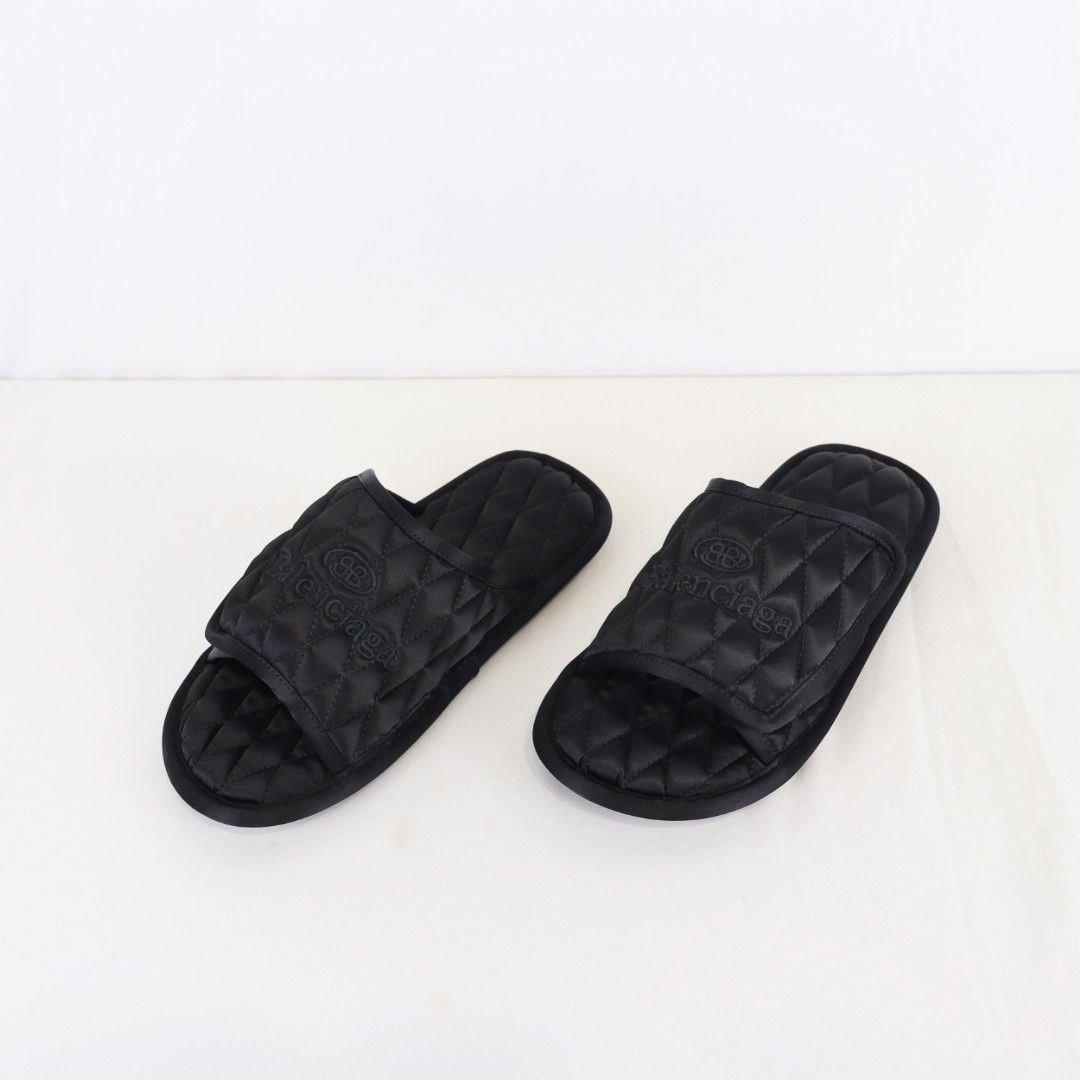 Balenciaga o1rshd1 Quilted Satin Hotel Artw Home Slide in Black Size US 6 / EU 39 - 4 Thumbnail