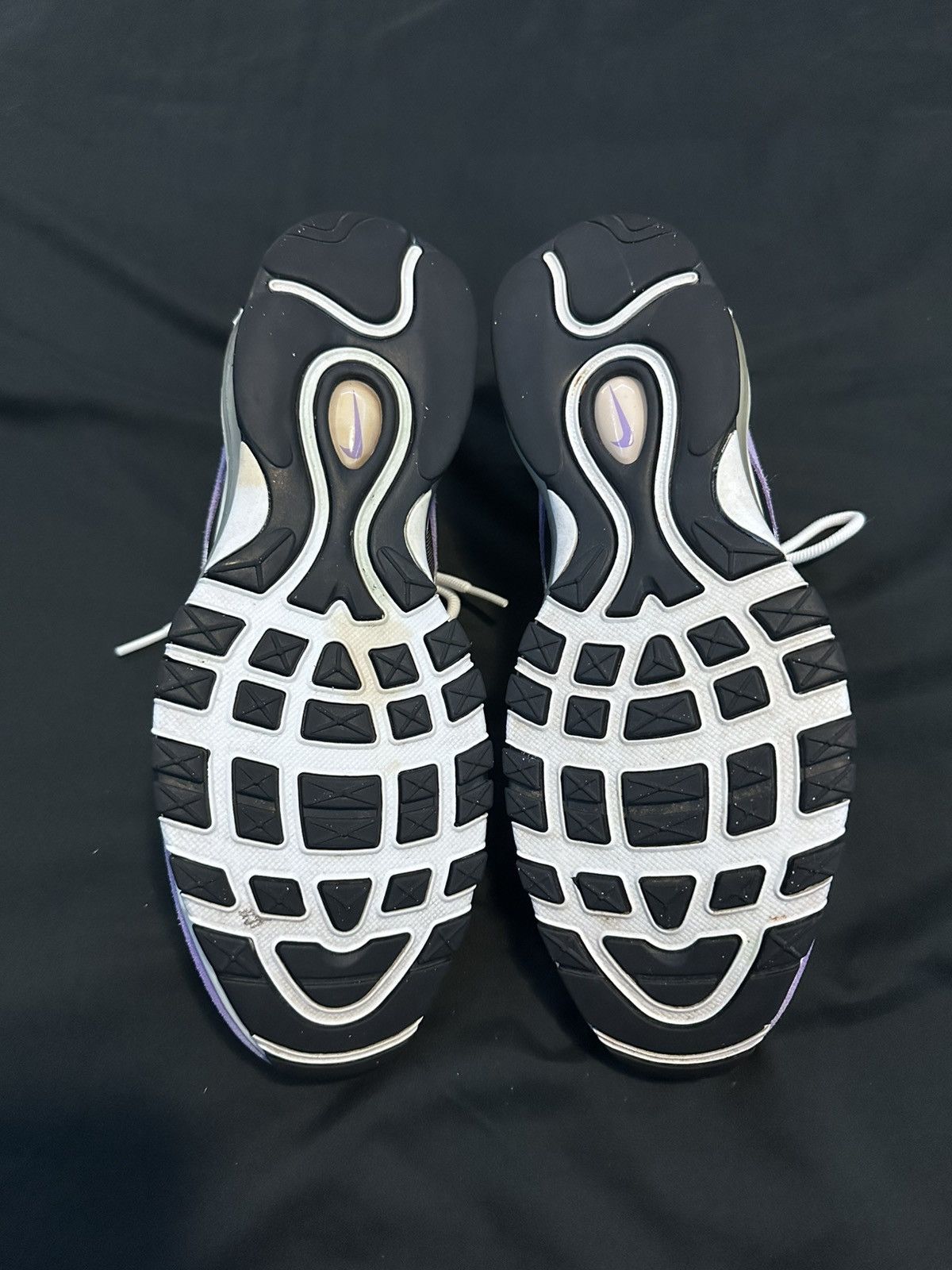 Nike Nike Day Air Max 97 Size US 10 / EU 43 - 9 Thumbnail