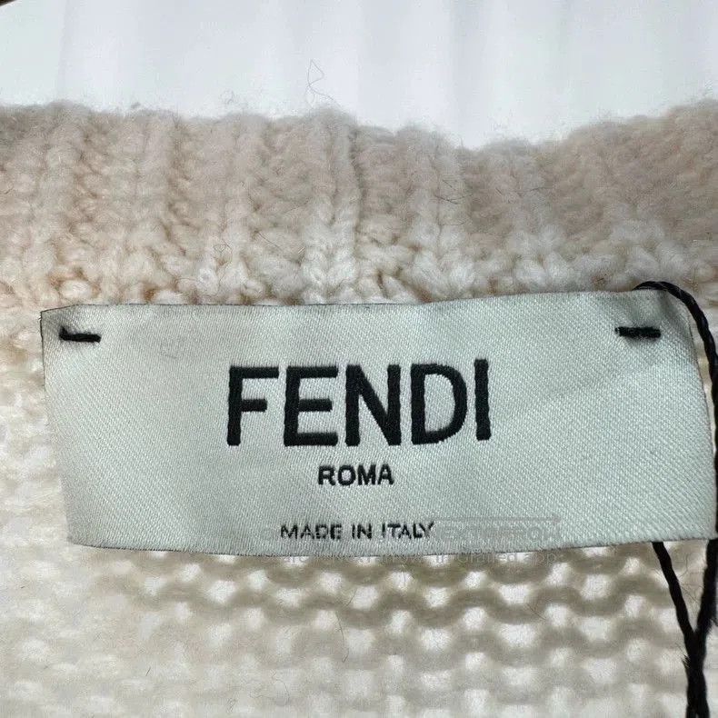 Fendi Fendi Mink Flower Decor Knit Sweater . Size M / US 6-8 / IT 42-44 - 5 Thumbnail