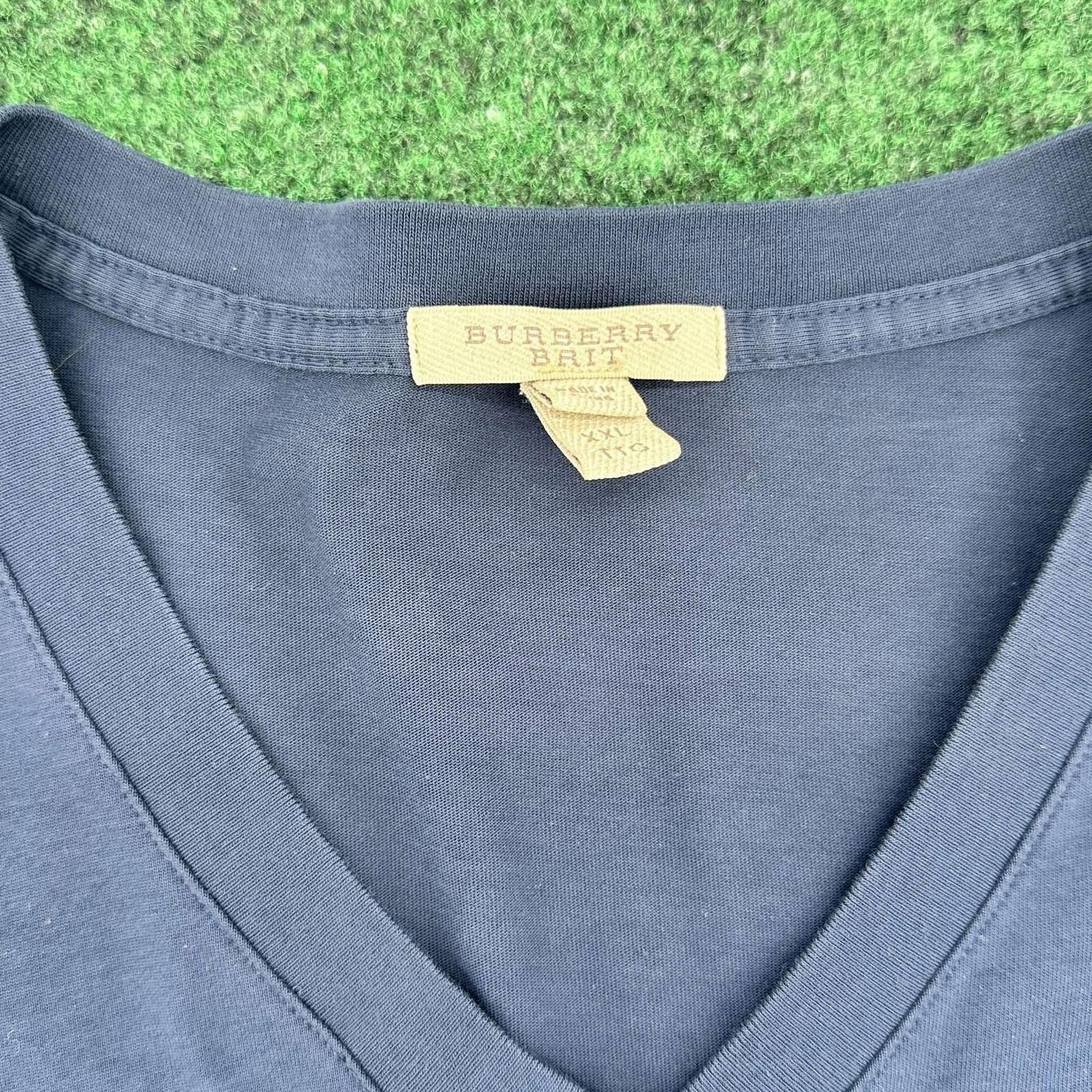 Burberry Burberry Brit Tee Cotton V-Neck Pullover XXL Used Size US XXL / EU 58 / 5 - 2 Thumbnail