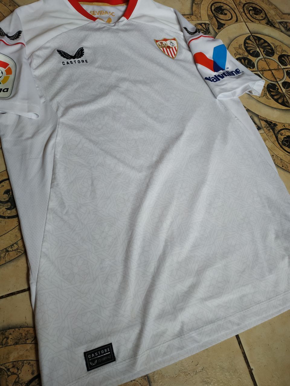 Castore Castore x Sevilla FC 2023/24 Home Jersey Blokeecore Size US M / EU 48-50 / 2 - 16 Thumbnail