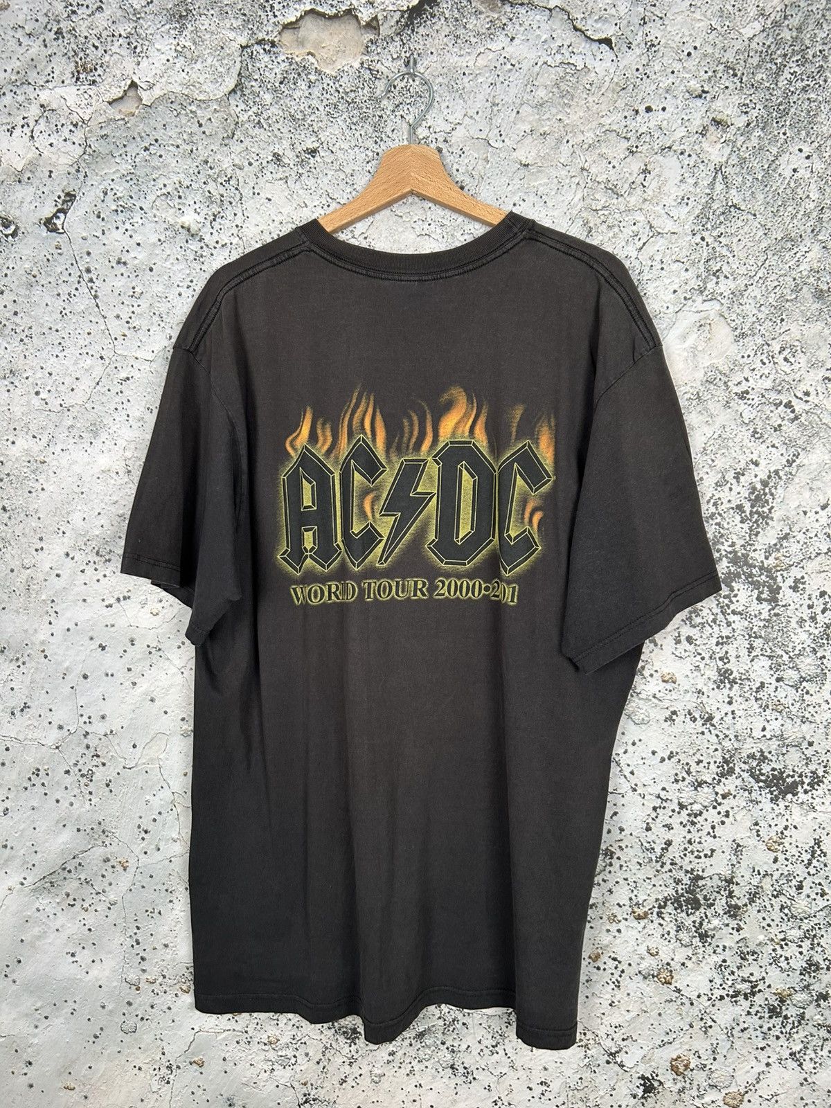 AC/DC Vintage AC DC Rock Band Tee Metal Hells Bells 2001 Archive Size US XL / EU 56 / 4 - 5 Thumbnail