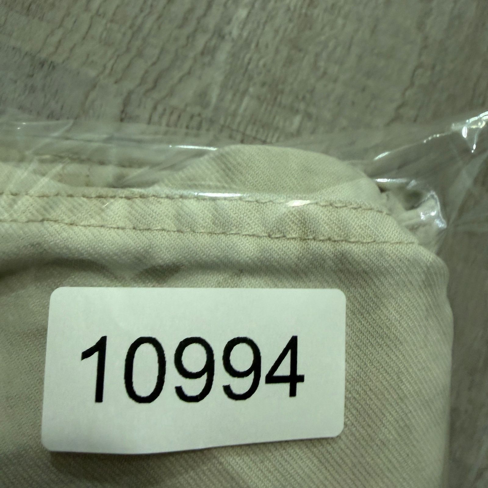 Tommy Hilfiger Vintage Tommy Hilfiger Pants Men's 33x32 Ivory Straight Size US 33 - 14 Thumbnail