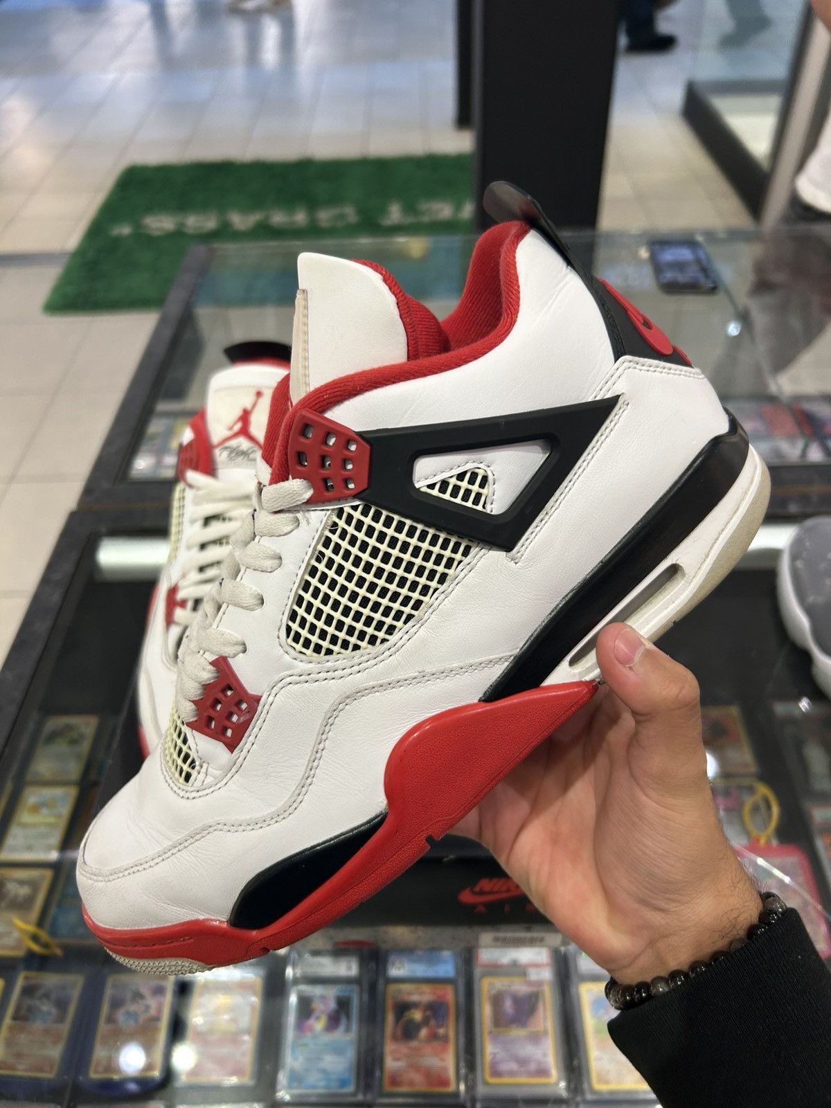 Jordan Brand Jordan 4 retro fire red 2020 Size US 11.5 / EU 44-45 - 2 Thumbnail