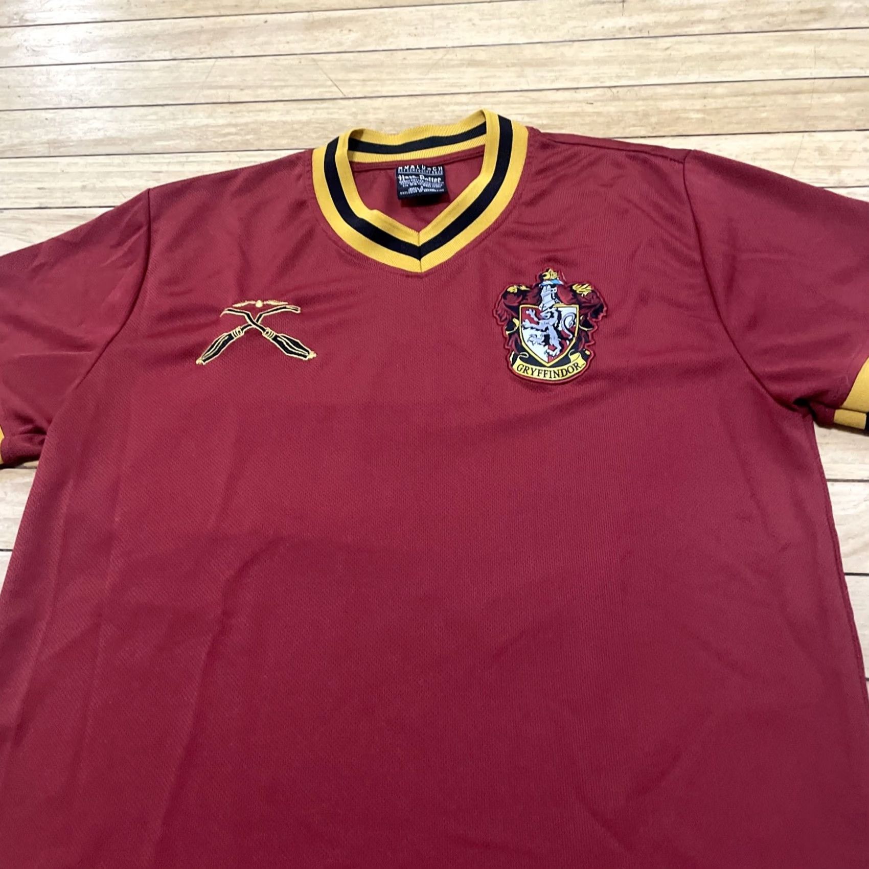 Vintage VINTAGE BOX LUNCH Harry Potter Gryffindor Jersey Adult S Red Gold 38" Shirt Mens Size US S / EU 44-46 / 1 - 4 Thumbnail