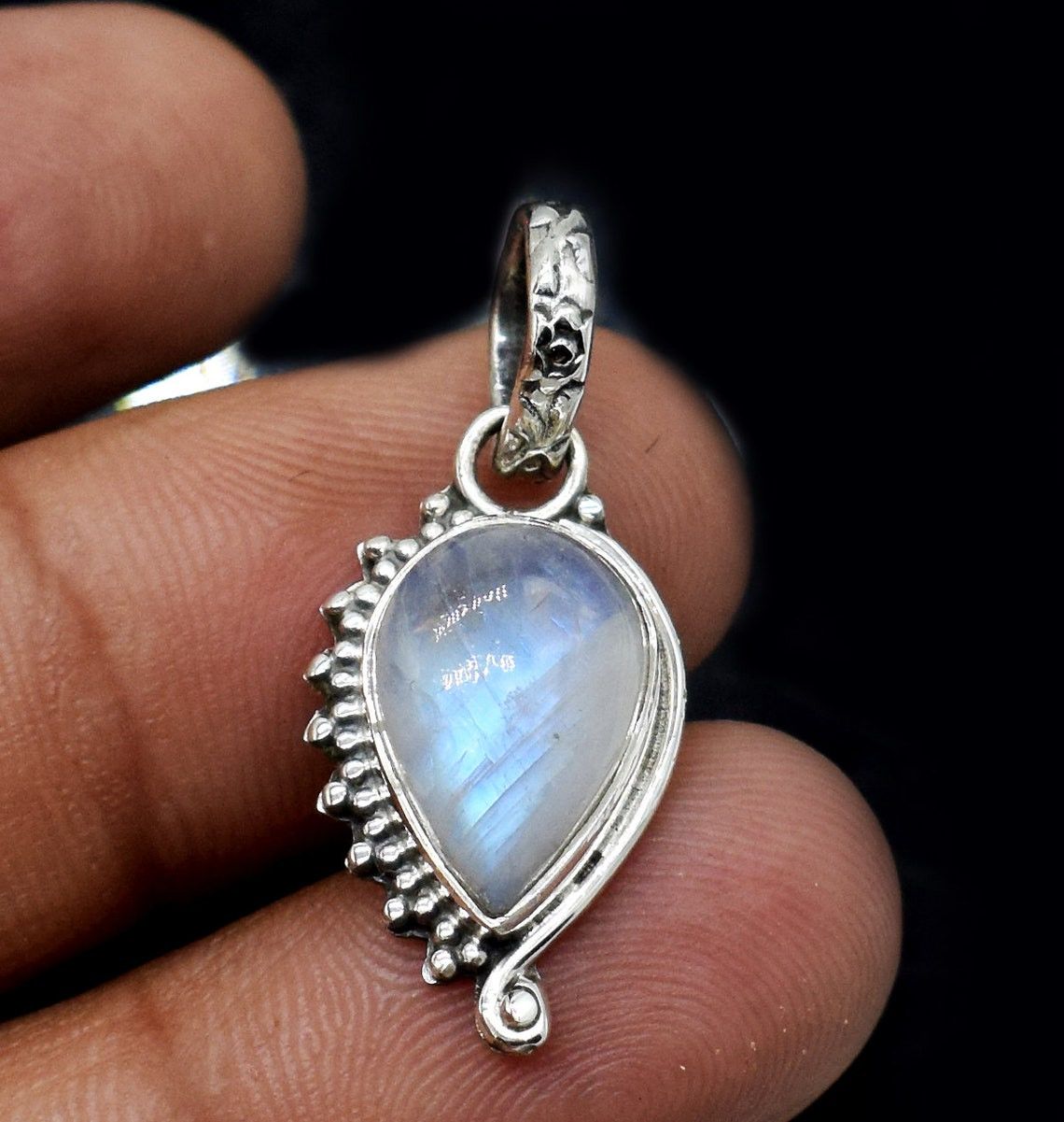 Handmade AAA Rainbow moonstone Gemstone Pendant, 925 Sterling Size ONE SIZE - 3 Thumbnail