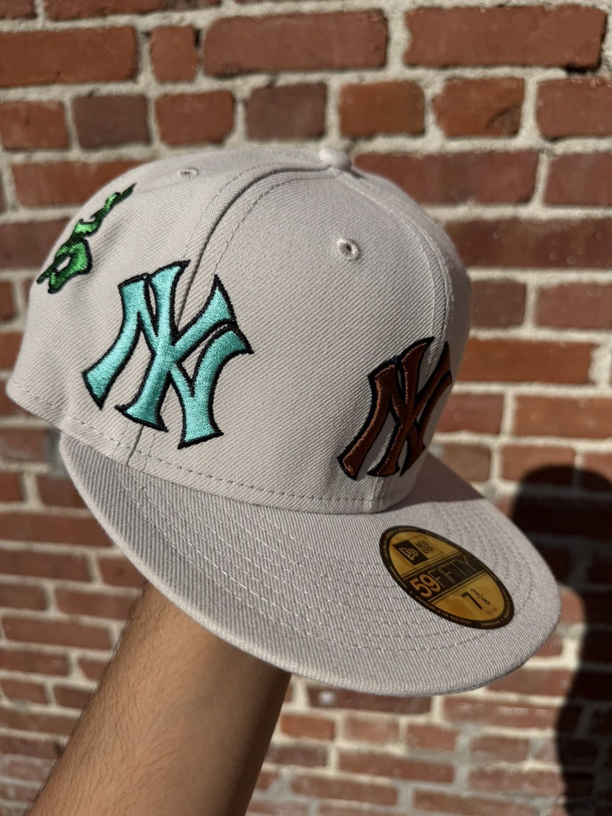 New Era × New York Yankees × Supreme Supreme Yankee Kanji New Era Fitted Hat Size ONE SIZE - 3 Thumbnail