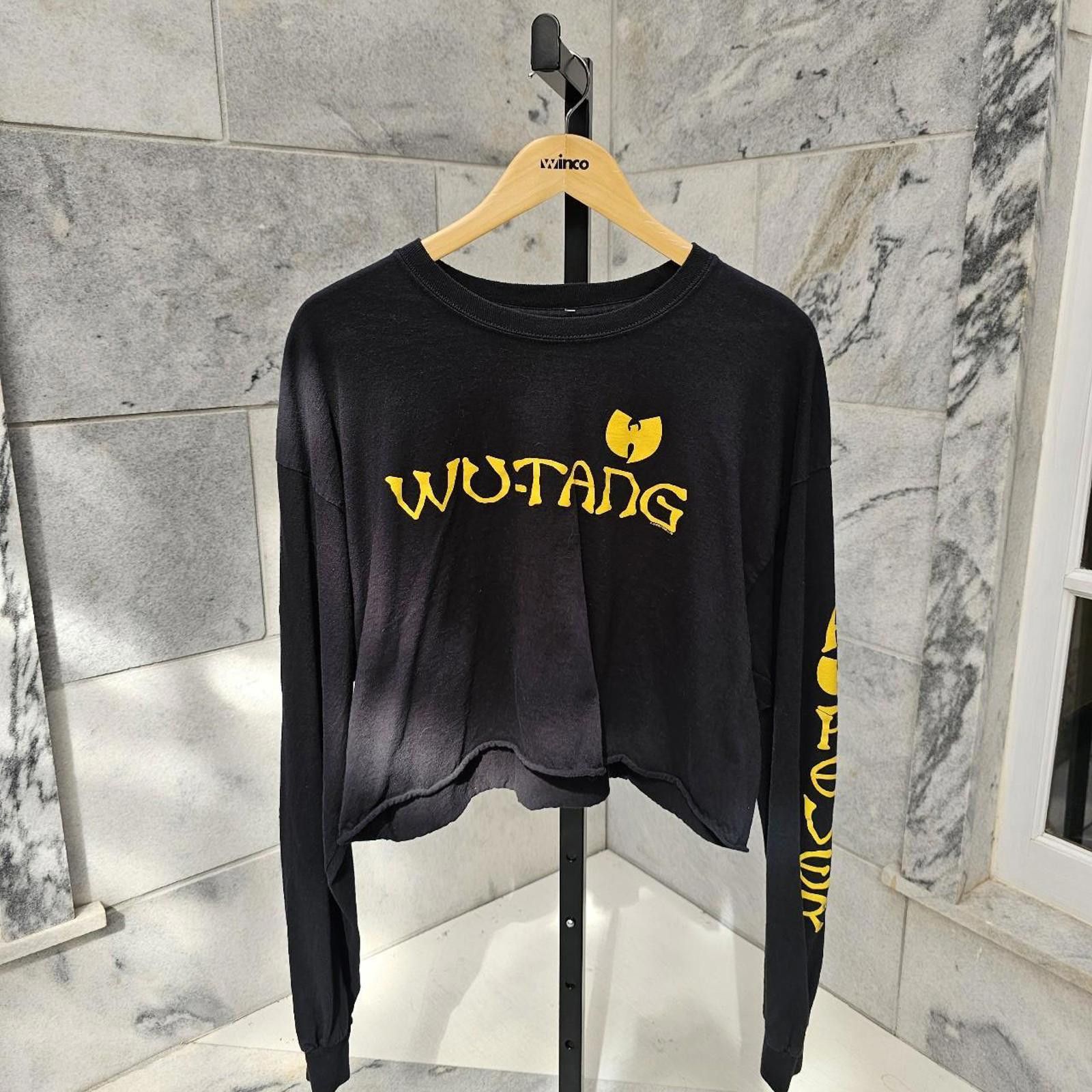 Designer Wu Wear Women's Black and Yellow WU-TANG Crop-top Size XL / US 12-14 / IT 48-50 - 1 Thumbnail