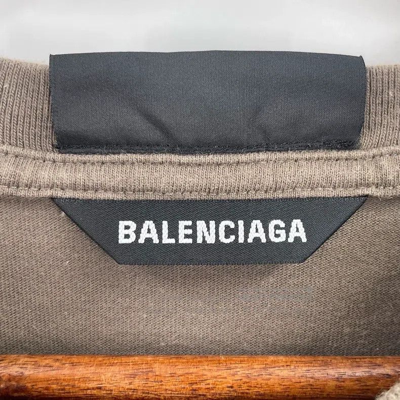 Balenciaga Balenciaga Plain Logo Printed Round Neck Short Sleeve Size US L / EU 52-54 / 3 - 3 Thumbnail