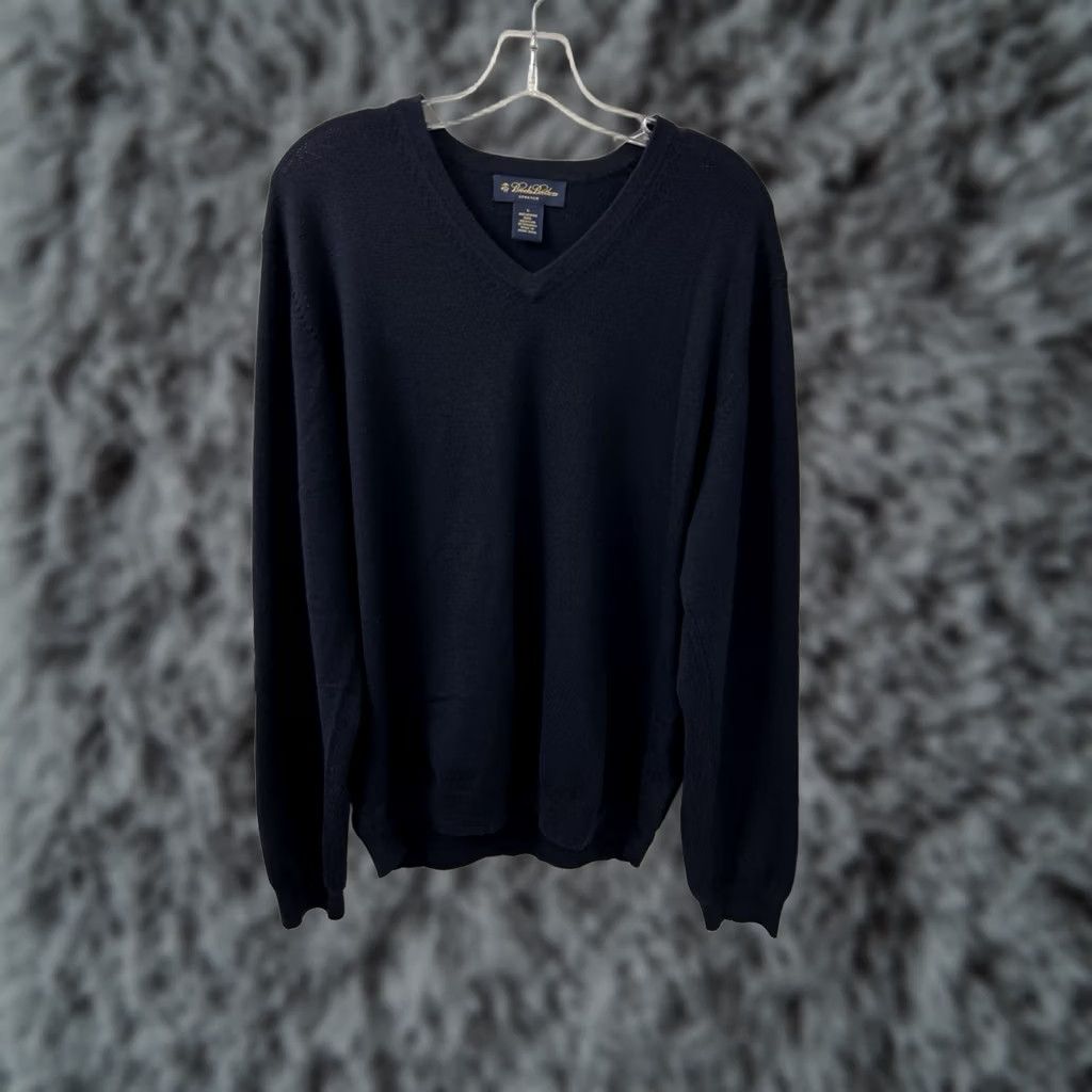 Brooks Brothers Brooks Brothers Sweater V-Neck Pullover Mens Large Navy Blue Merino Wool Stretch Pullover Size US L / EU 52-54 / 3 - 1 Thumbnail