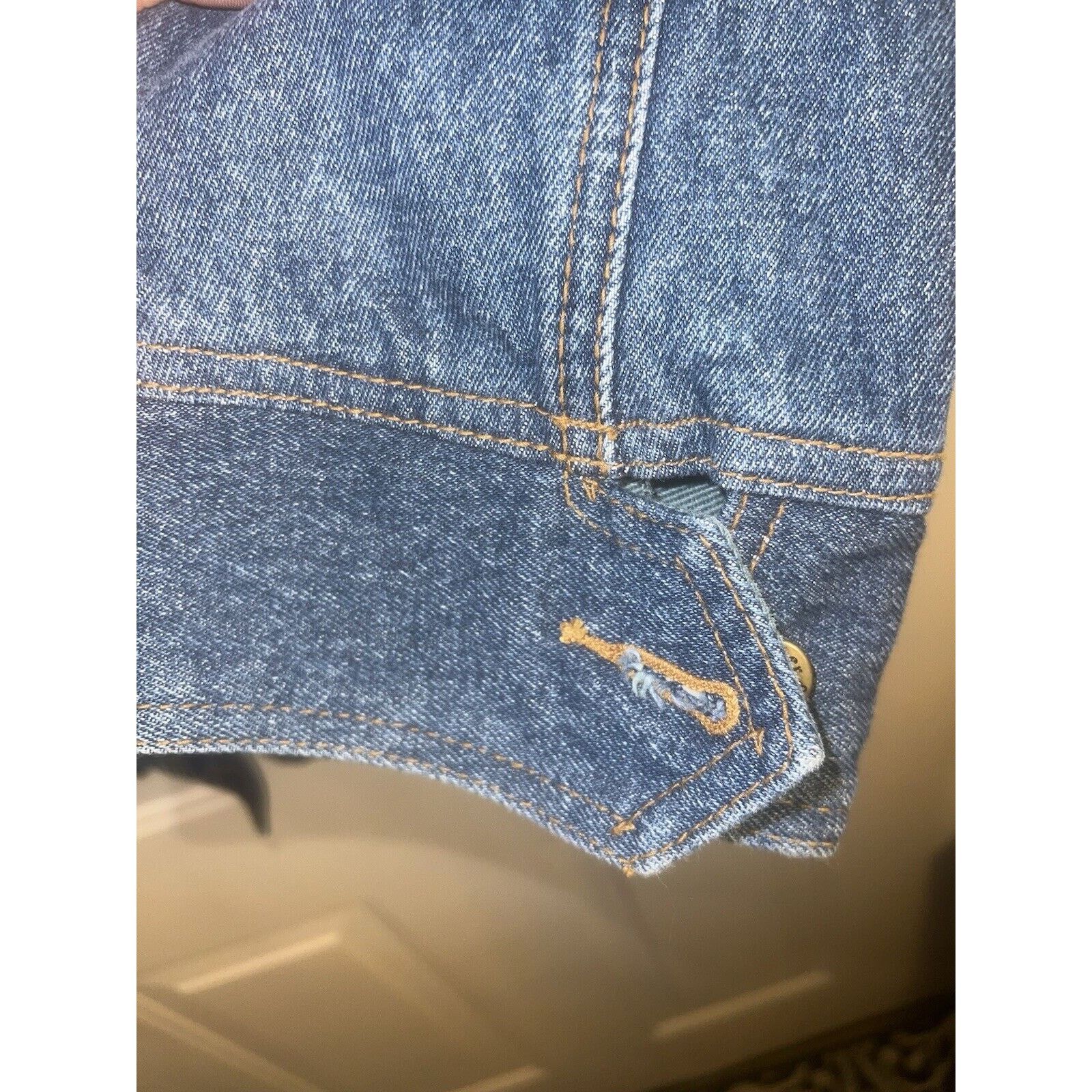 Other Christopher & Banks Women’s Denim Jacket Blue Large VINTAGE Size L / US 10 / IT 46 - 8 Thumbnail