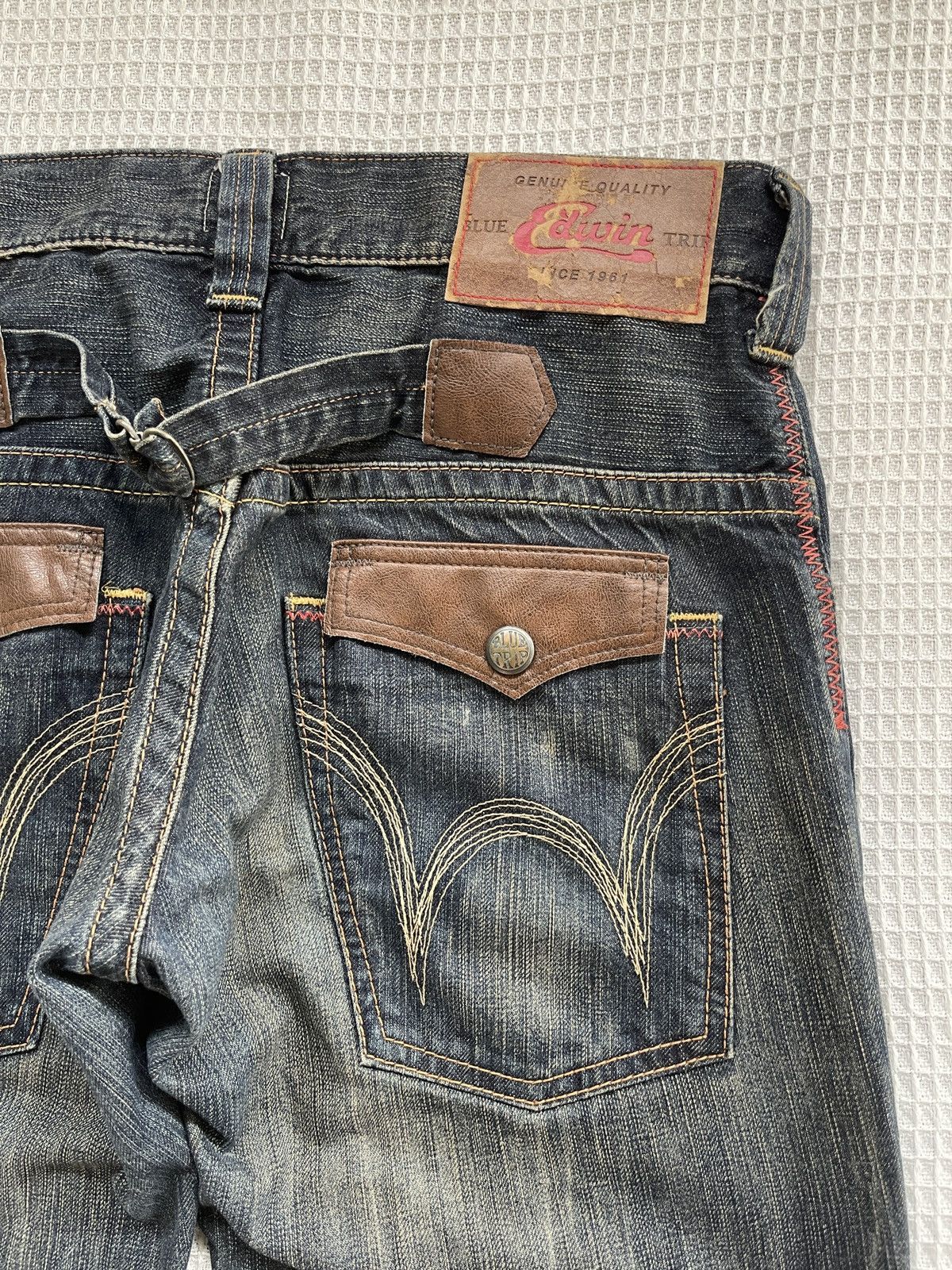 Edwin Last Drop🔥Rare🔥Vintage EDWIN Blue Trip Tokyo Japan Denim Size US 33 - 4 Thumbnail