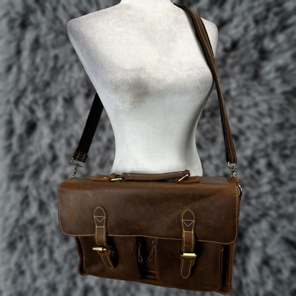 Vintage VINTAGE Unbranded Leather Messenger Bag Briefcase Men Adjustable Strap Brown Leather Messenger Bag Bags Men Brown Adjustable Strap GUC Size ONE SIZE - 1 Thumbnail