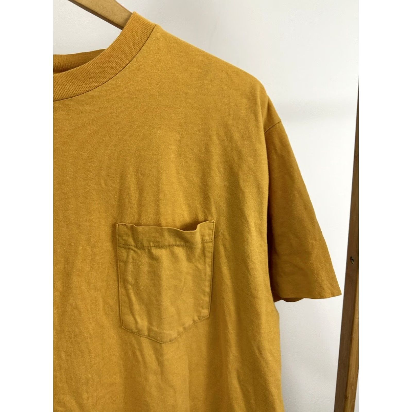 Banana Republic VTG Banana Republic Safari Mustard Selvedge Pocket Oversized T-Shirt S Men's Yellow 80s 90s N/A Size US S / EU 44-46 / 1 - 6 Thumbnail