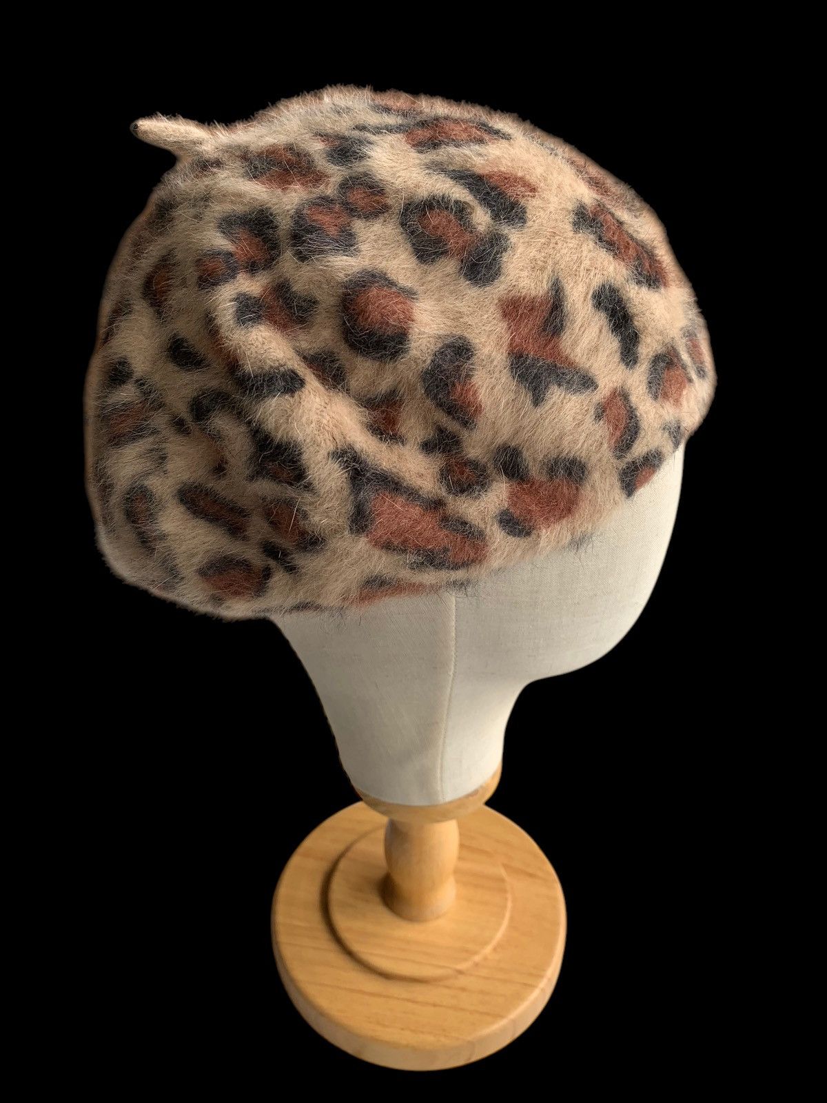 Japanese Brand × Vintage Vintage💥 Leopard Design Japanese Punk style Beret Hats☠️ Size ONE SIZE - 4 Thumbnail