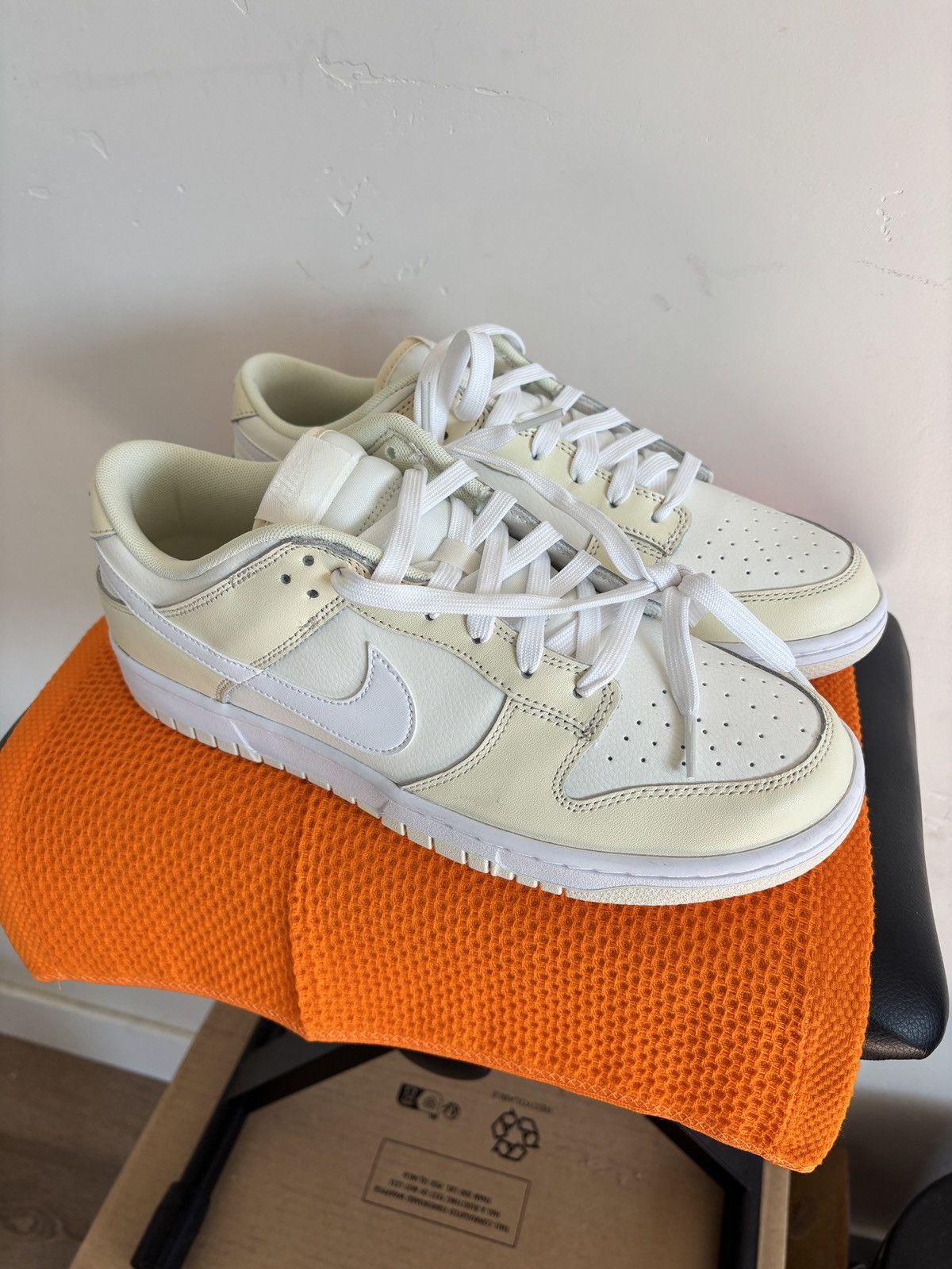 Nike Nike Dunk Low Coconut Milk Size US 10 / EU 43 - 1 Thumbnail