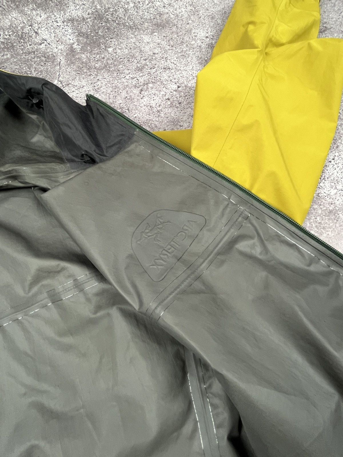 Arc'teryx × Goretex Arc’teryx BETA SL Jacket Men’s Size US XL / EU 56 / 4 - 8 Thumbnail
