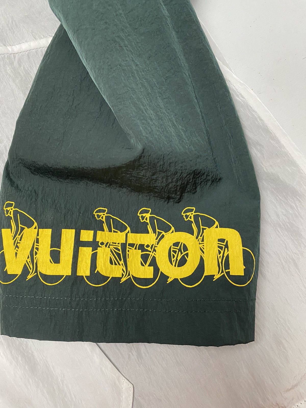 Louis Vuitton Jacket LOUIS VUITTON size new new Size US XL / EU 56 / 4 - 6 Thumbnail