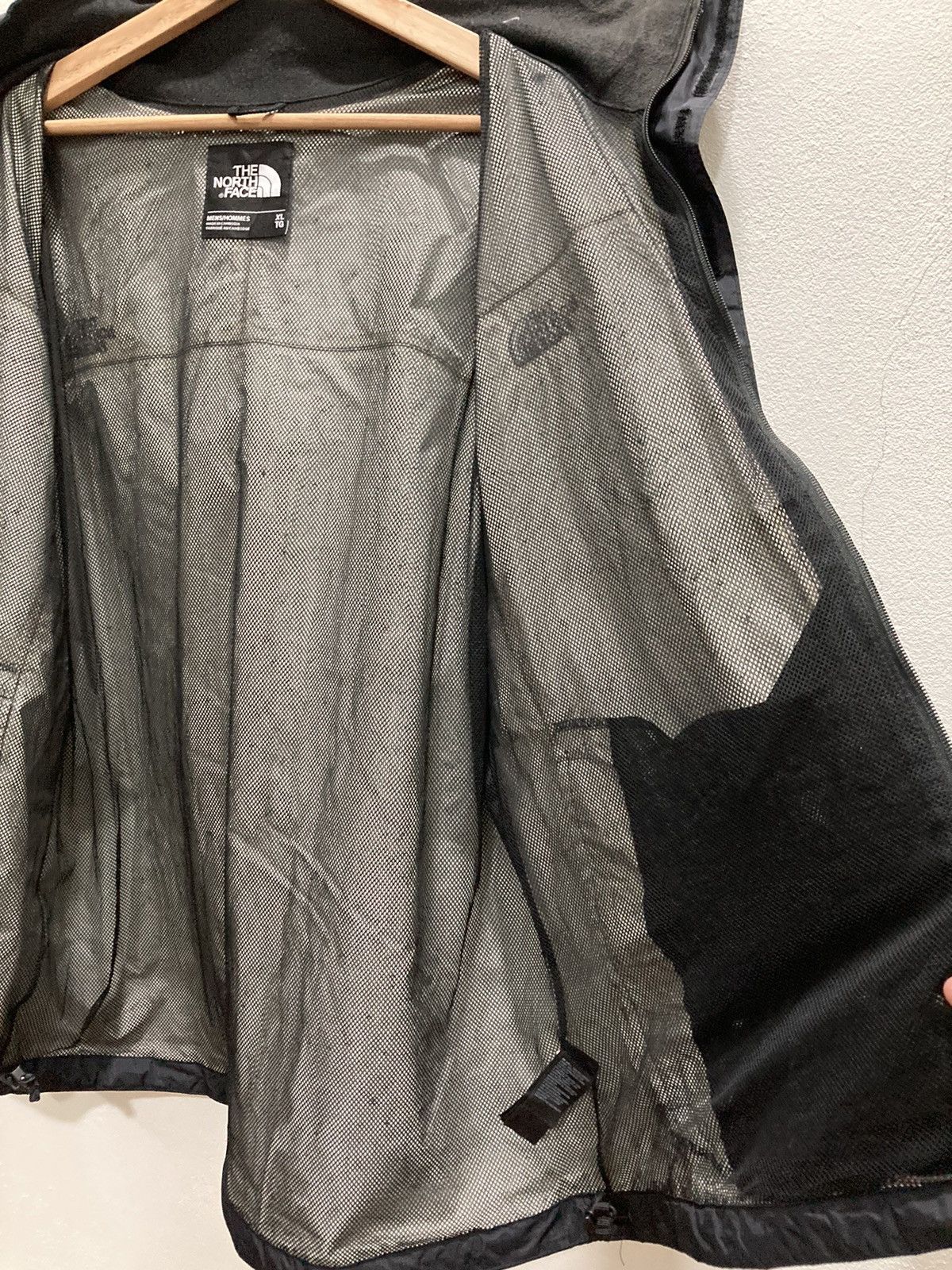 The North Face The North Face Nylon Jacket All Black Size US XL / EU 56 / 4 - 6 Thumbnail