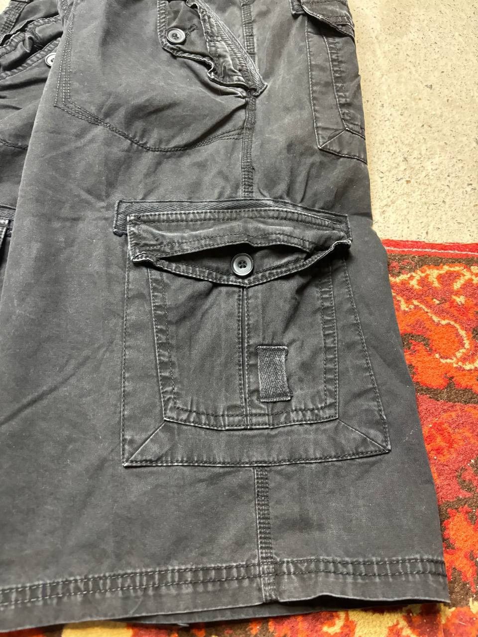 Japanese Brand × Vintage Vintage Y2K On Fire Military Style Cargo Baggy Shorts Size US 32 / EU 48 - 2 Thumbnail