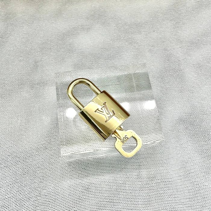 Authentic Louis Vuitton Gold Brass Lock and Key Set 308 