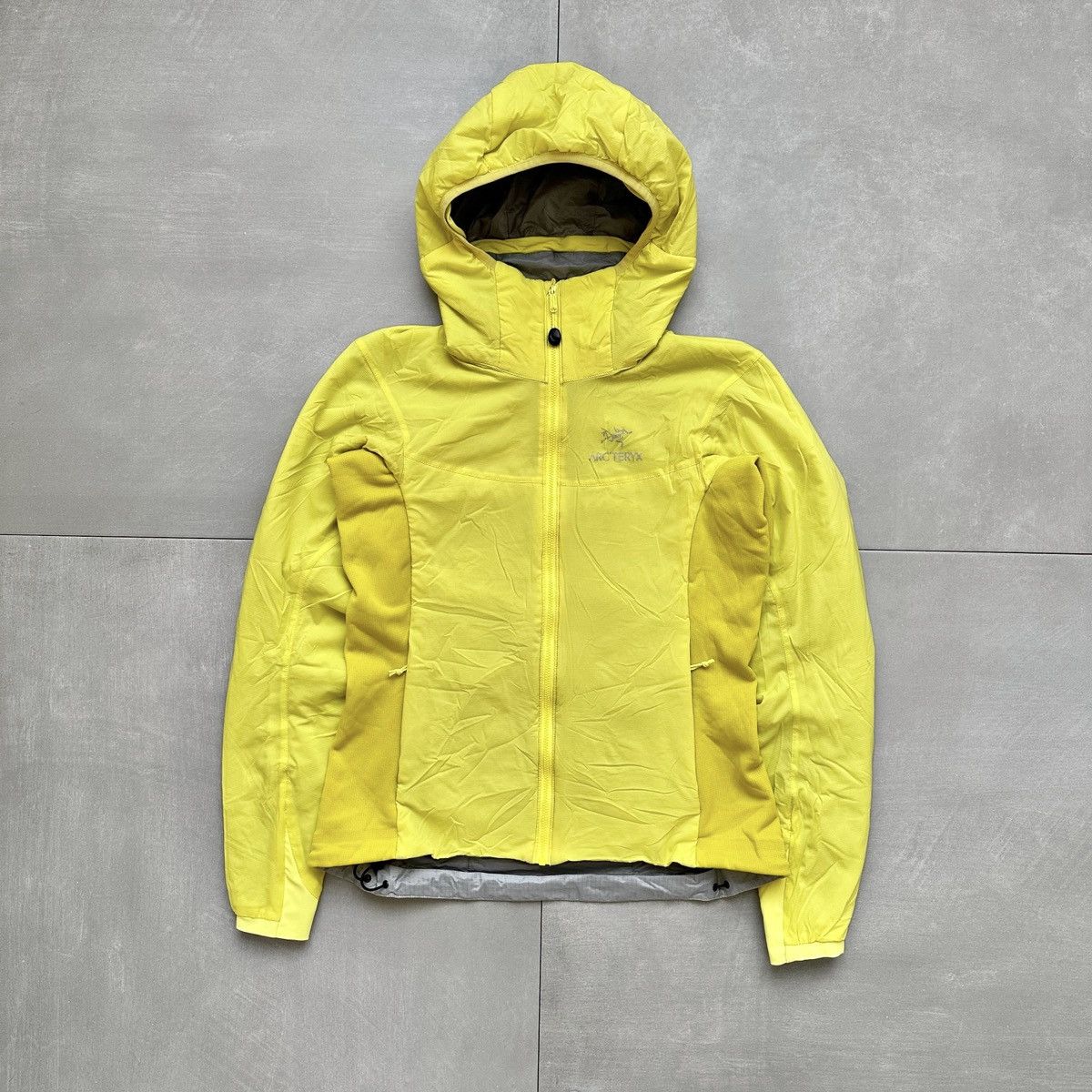 image of Arcteryx Atom Hoody Lightweight Women’S Puffer Jacket in Yellow, Women's (Size Small)