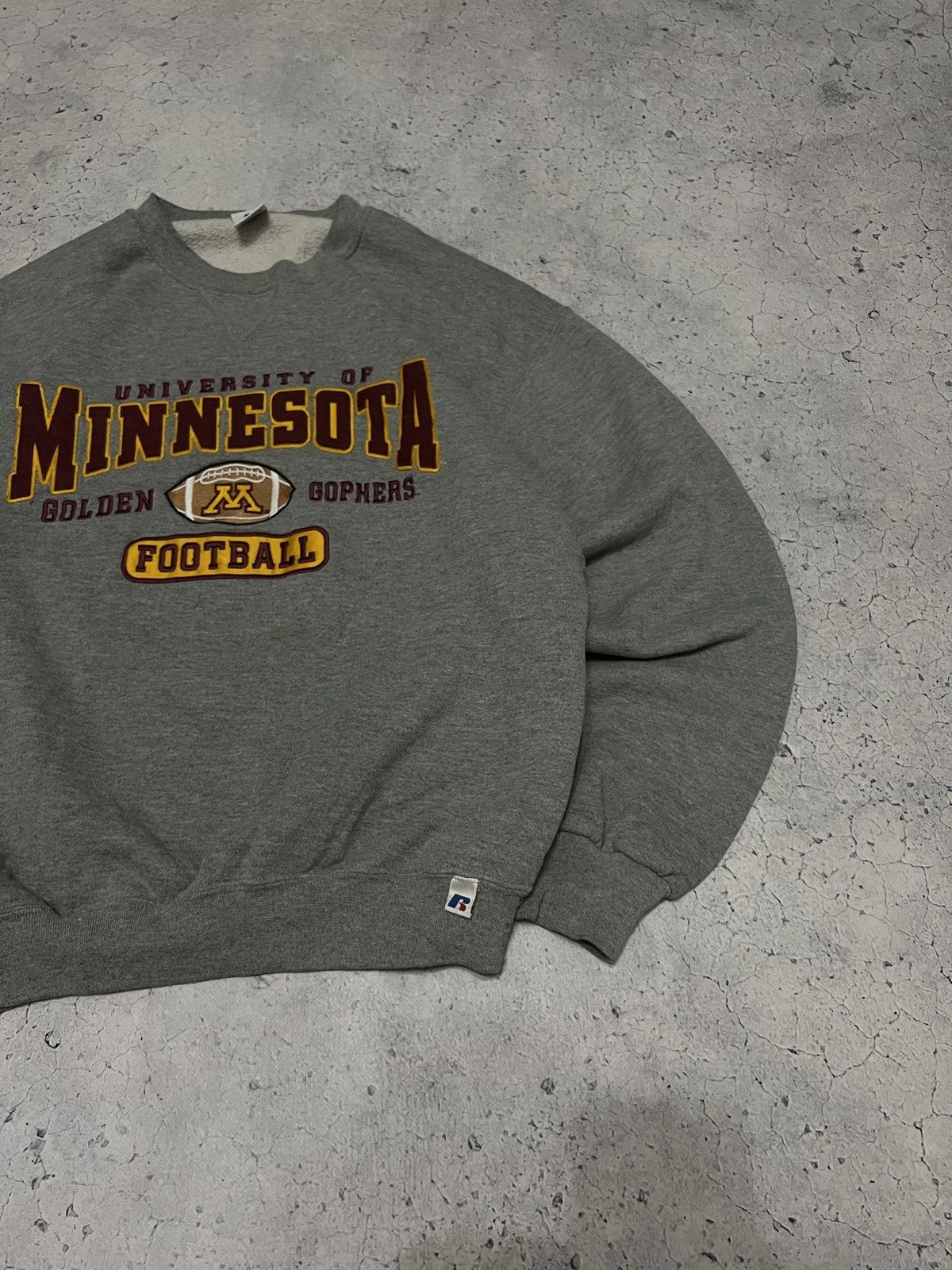 Russell Athletic × Vintage Vintage Russell Athletic Boxy fit Sweatshirt “MINNESOTA” Size US L / EU 52-54 / 3 - 3 Thumbnail