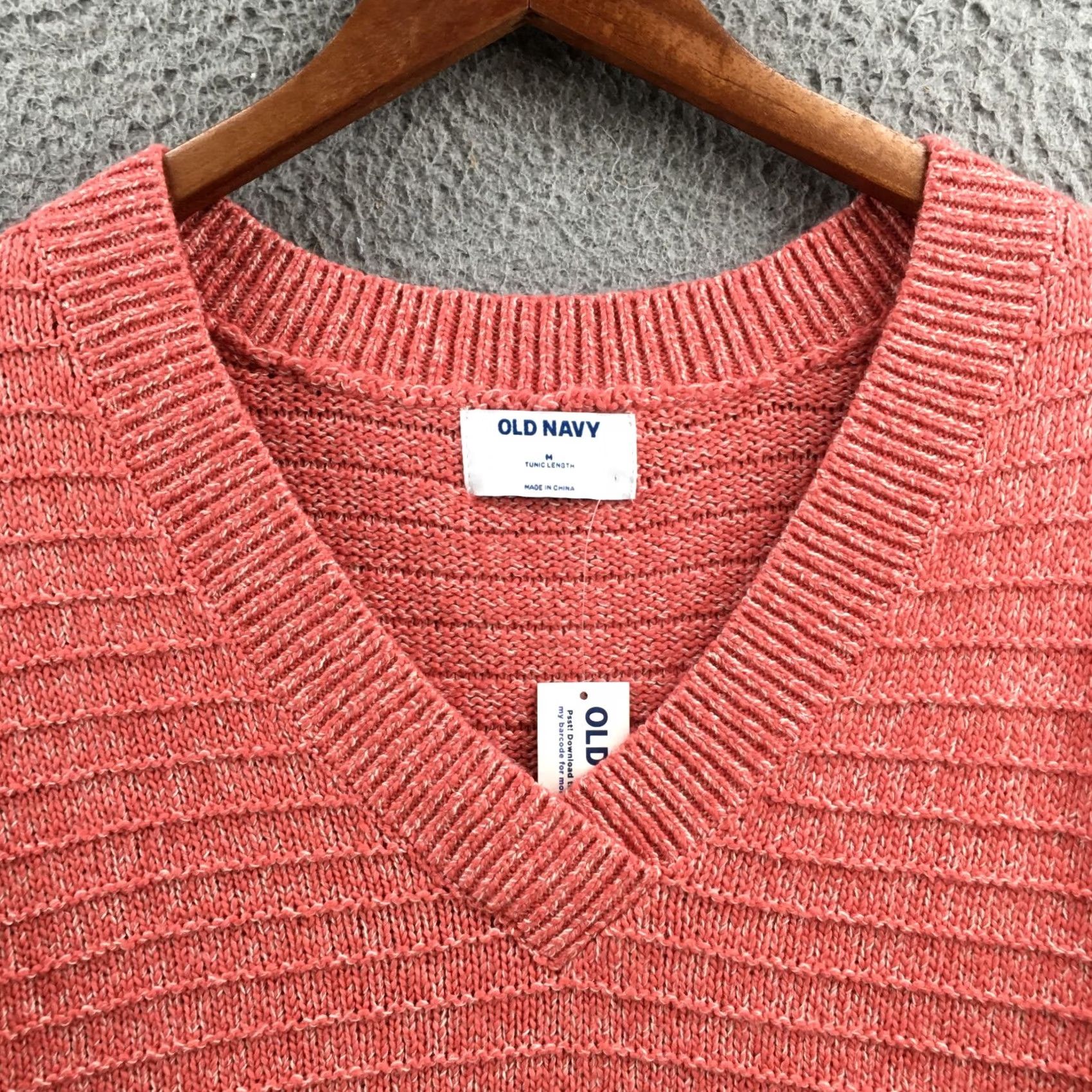 Old Navy Old Navy Sweater Womens M Coral Cotton Knitted Long Sleeve V-Neck Pullover NEW Size M / US 6-8 / IT 42-44 - 3 Thumbnail