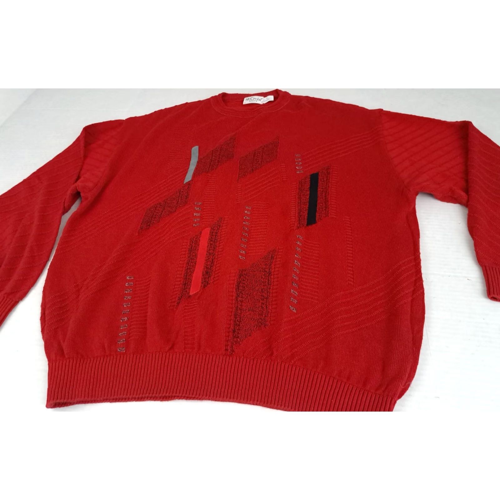 X-LARGE VINTAGE Red Ribbed Geometric Knit Sweater St. Croix XL Men Pullover Crew Neck Knit Cotton Short Description: 27in long 25in pit to pit Size US XL / EU 56 / 4 - 3 Thumbnail