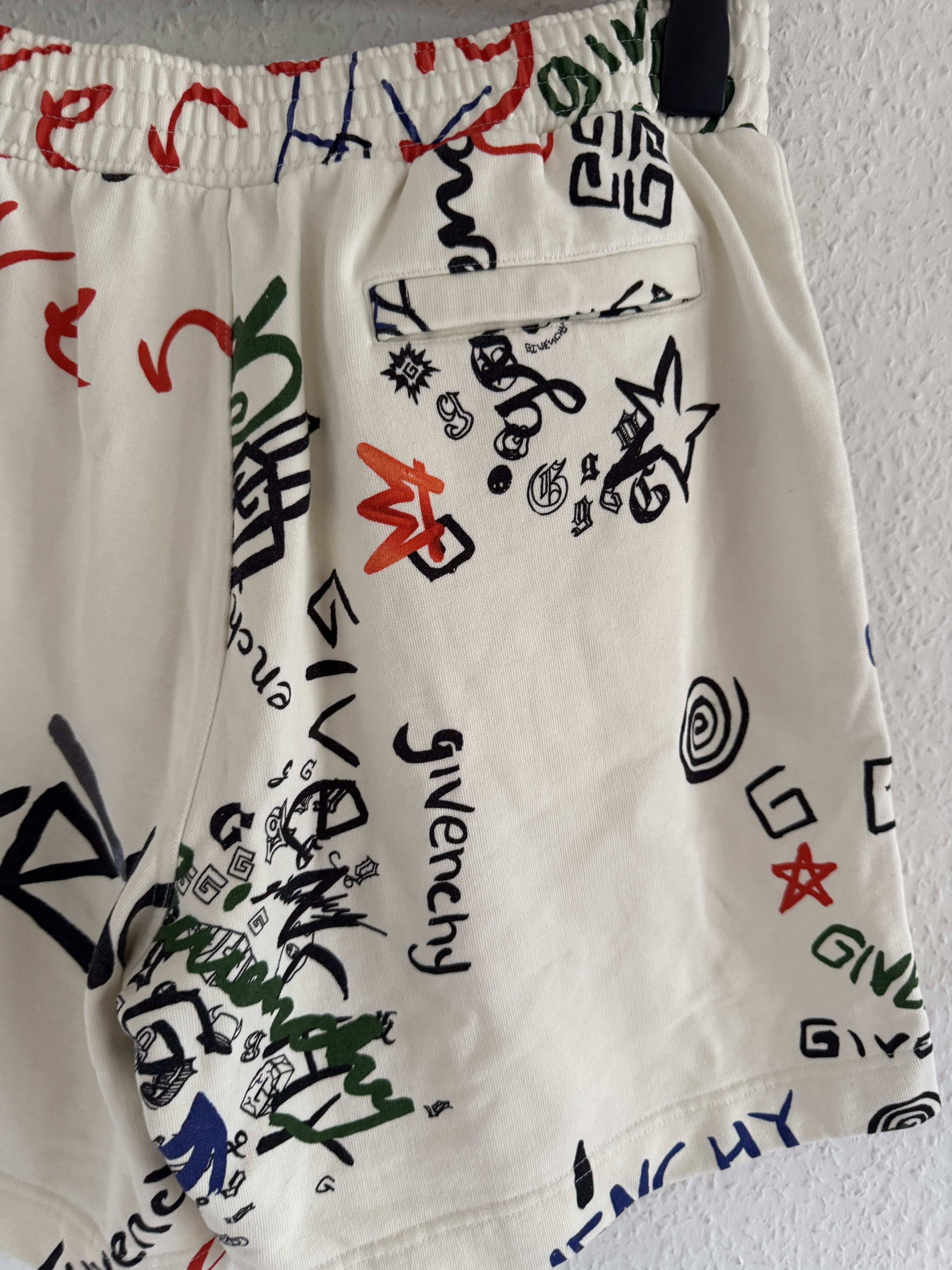 Givenchy Graffiti Scribble Logo Cotton Shorts Size US 34 / EU 50 - 7 Thumbnail