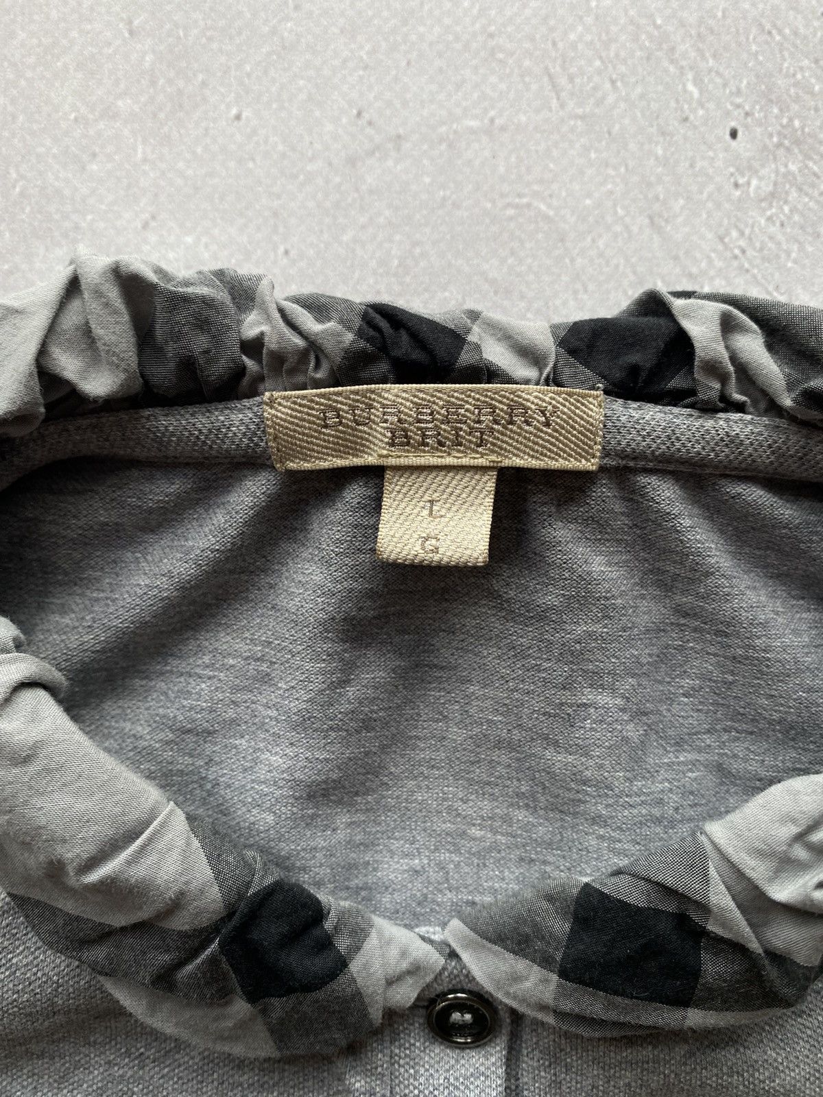 Burberry Vintage Burberry 90s Luxury Y2K Women Polo Shirt Nova Check Size L / US 10 / IT 46 - 4 Thumbnail
