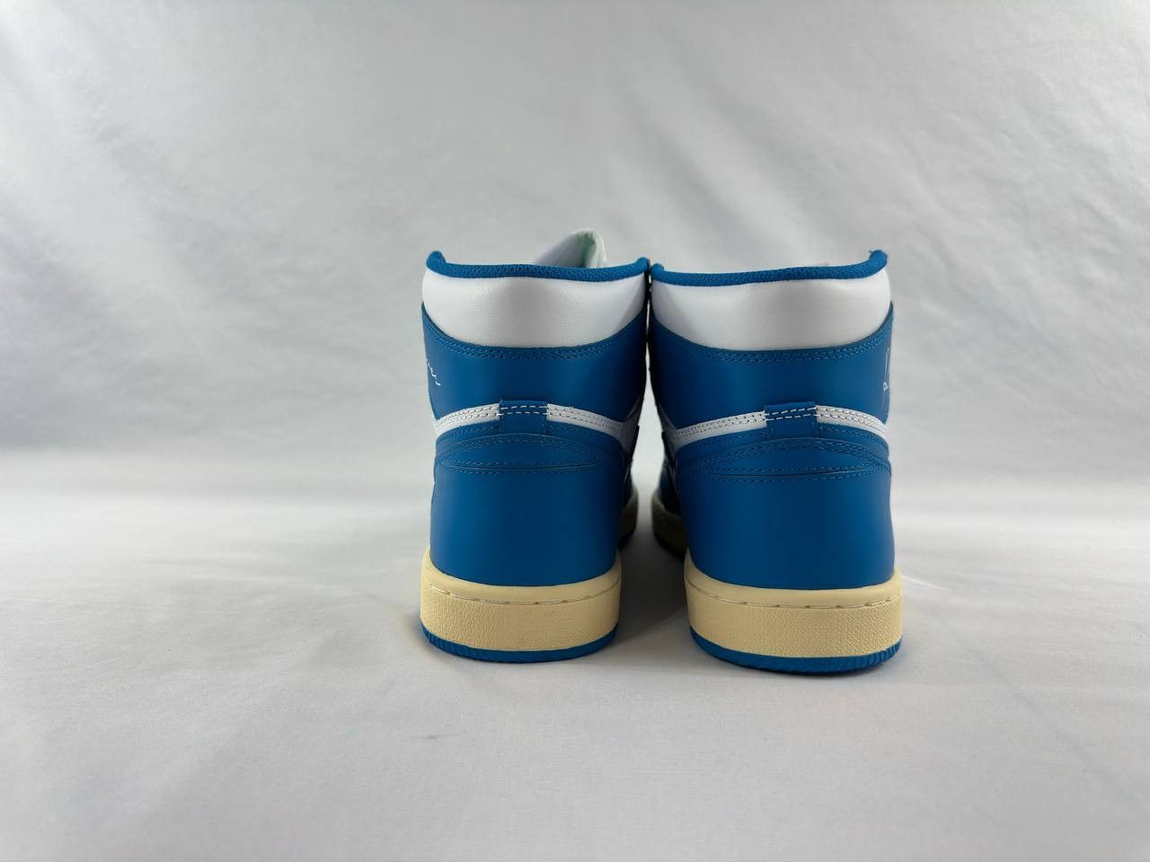 Reves Paris Kool Kiy Reves Air 85 High Charlotte UNC FRESHMAN Size US 10 / EU 43 - 5 Thumbnail