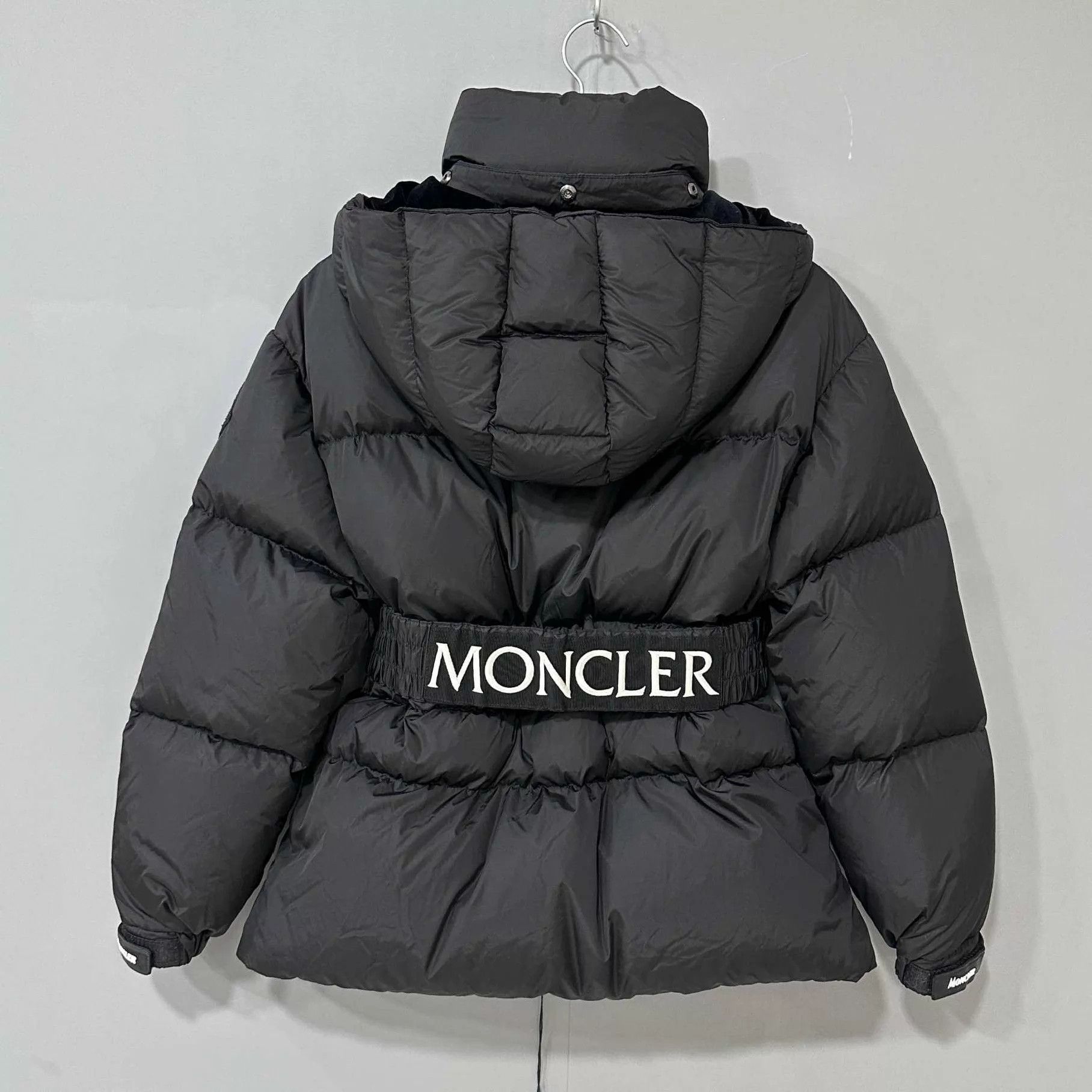 Moncler Moncler women's black logo-belted waisted down jacket Size XXS / US 00 / IT 34 - 3 Thumbnail
