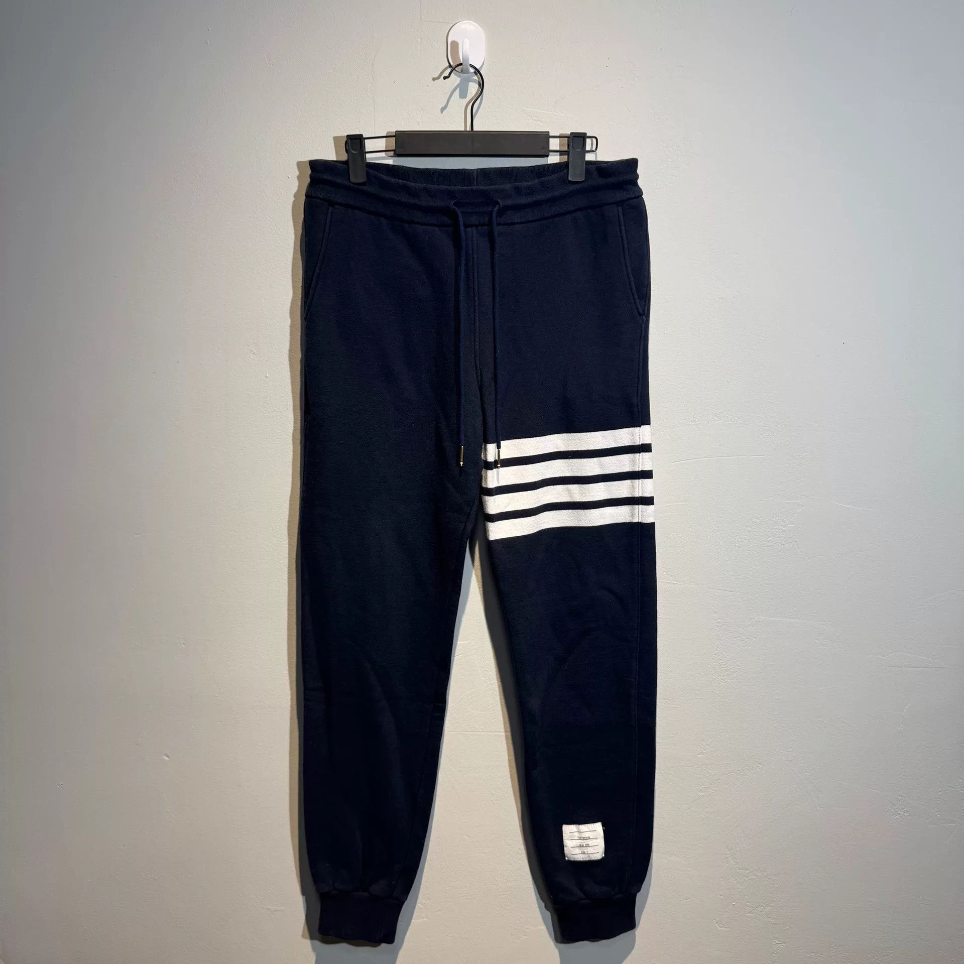 Thom Browne Thom Browne Navy Sweatpants with Stripes Size US 28 / EU 44 - 1 Thumbnail